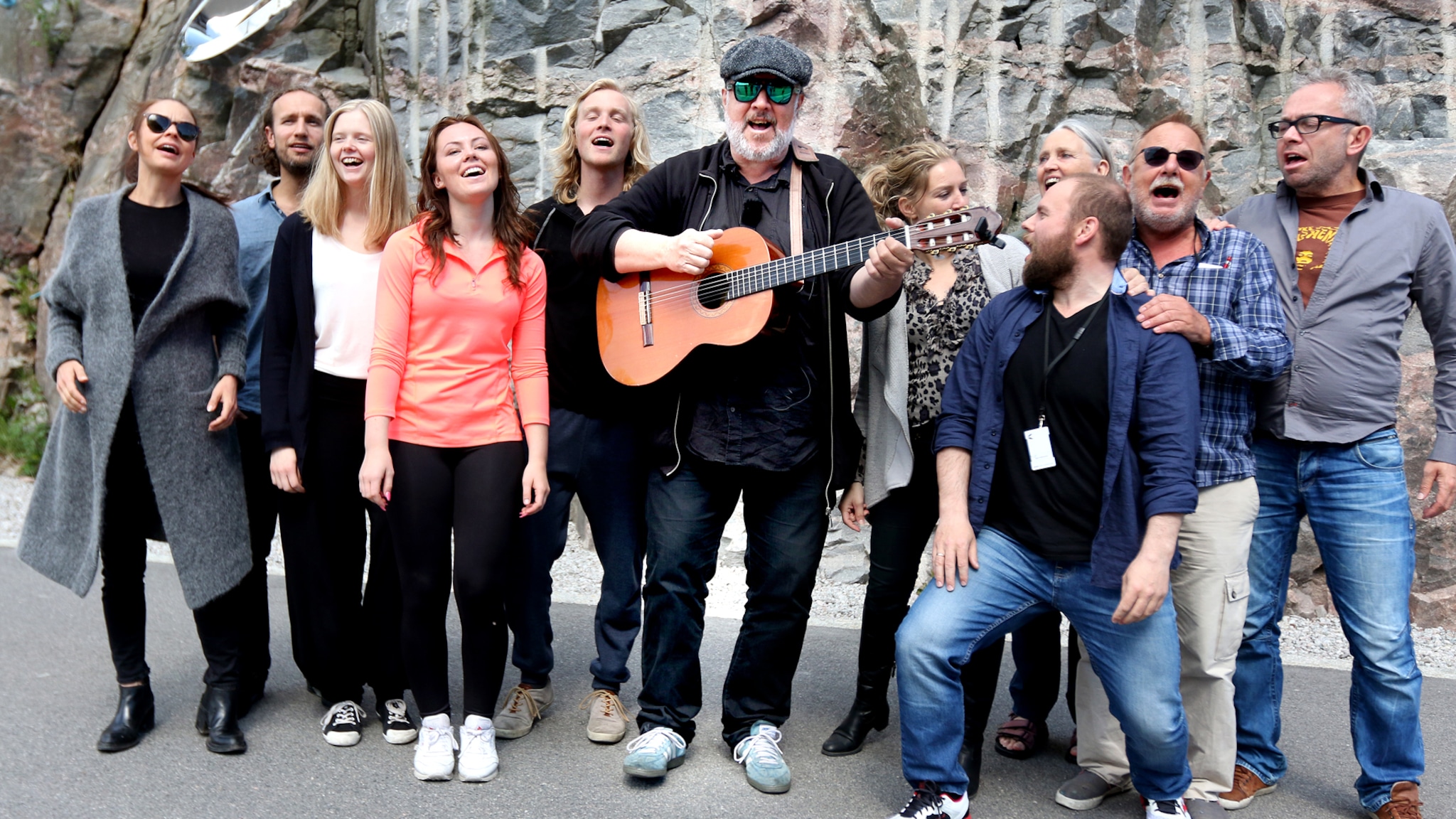 Se smakebiter fra Eidsvåg-musikalen "Skyfri himmel"