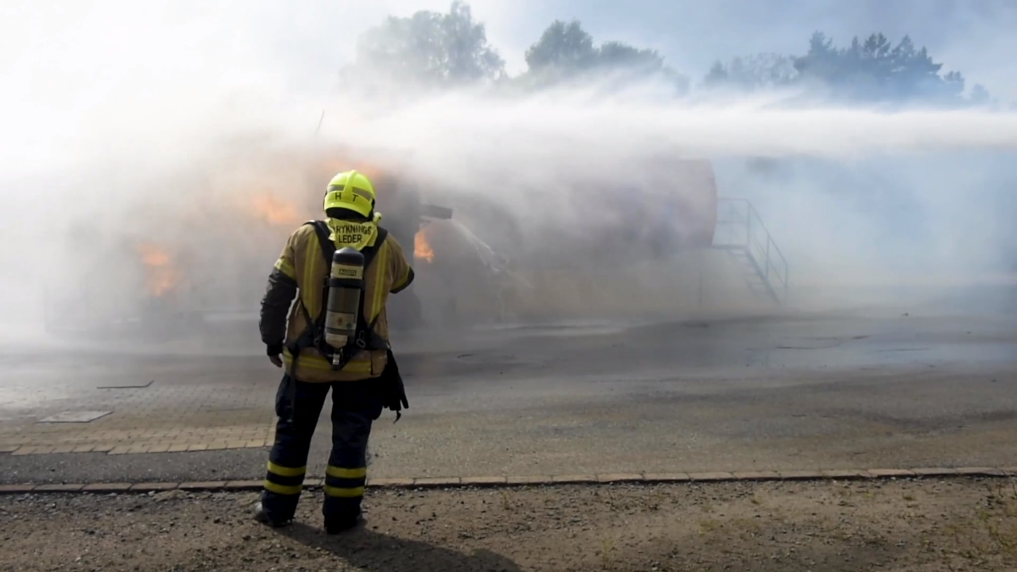 Bli med på brannøvelse på Kjevik