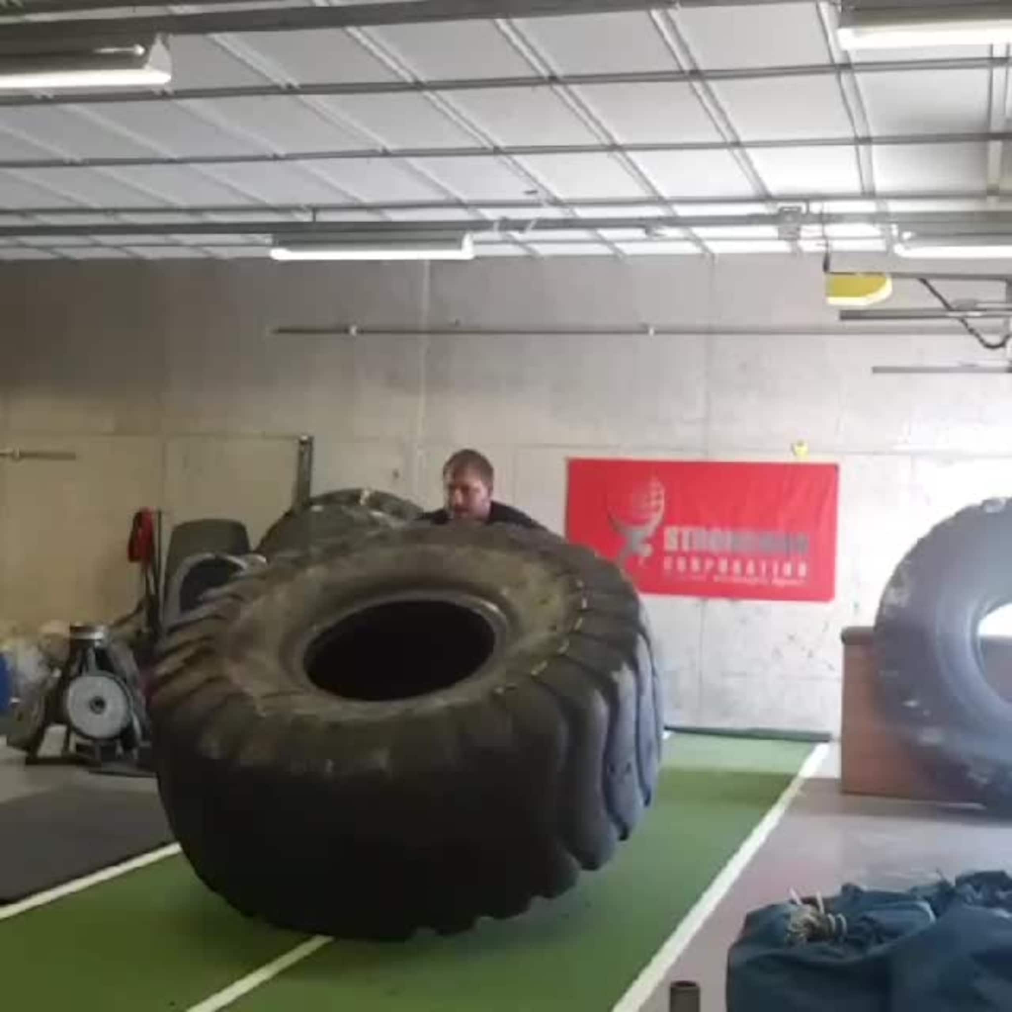 Strongman Øyvind Skjævesland Gustavsen 2