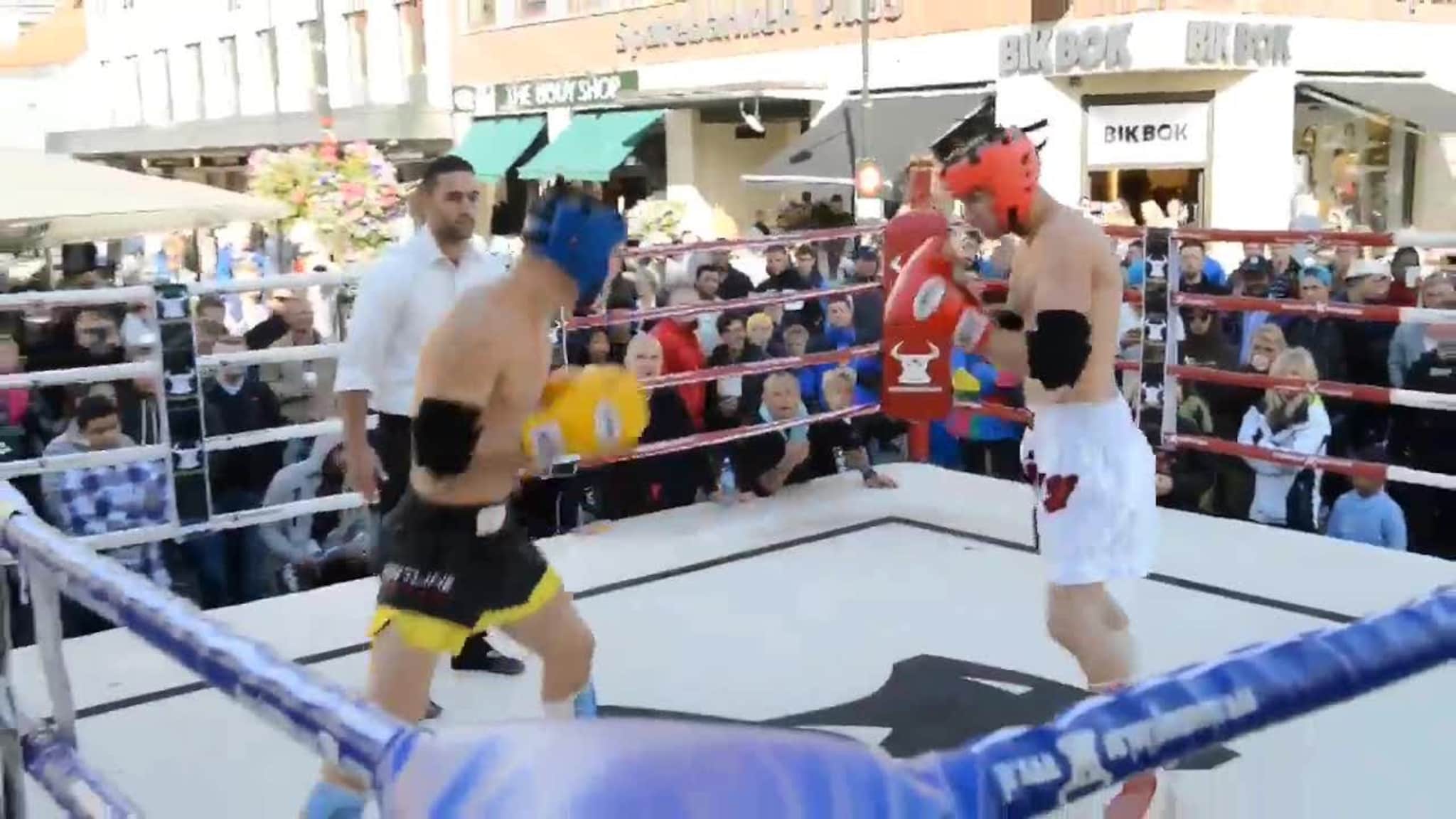Se klipp fra thaiboksing i Markens
