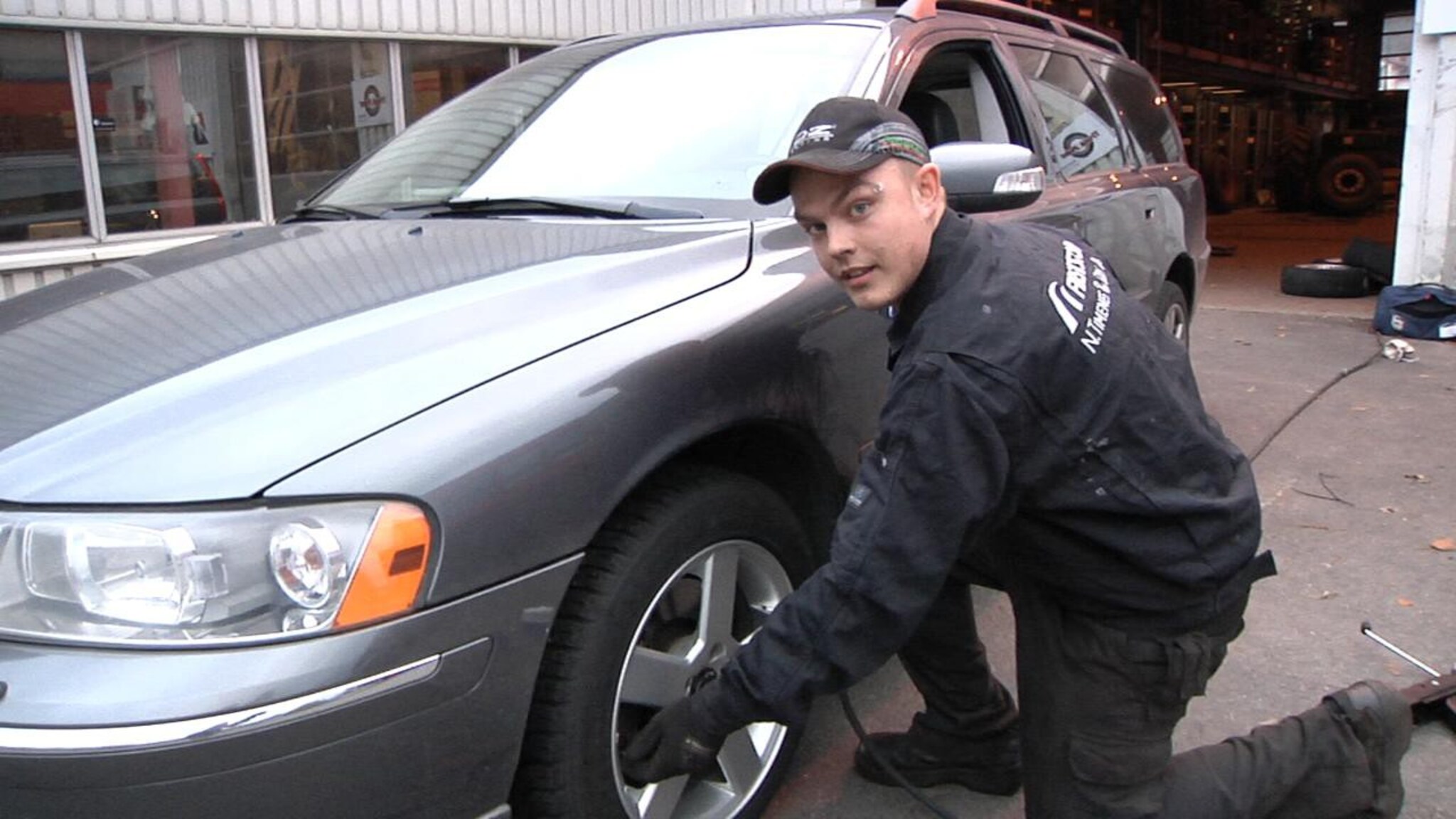 Slik skifter du til vinterdekk