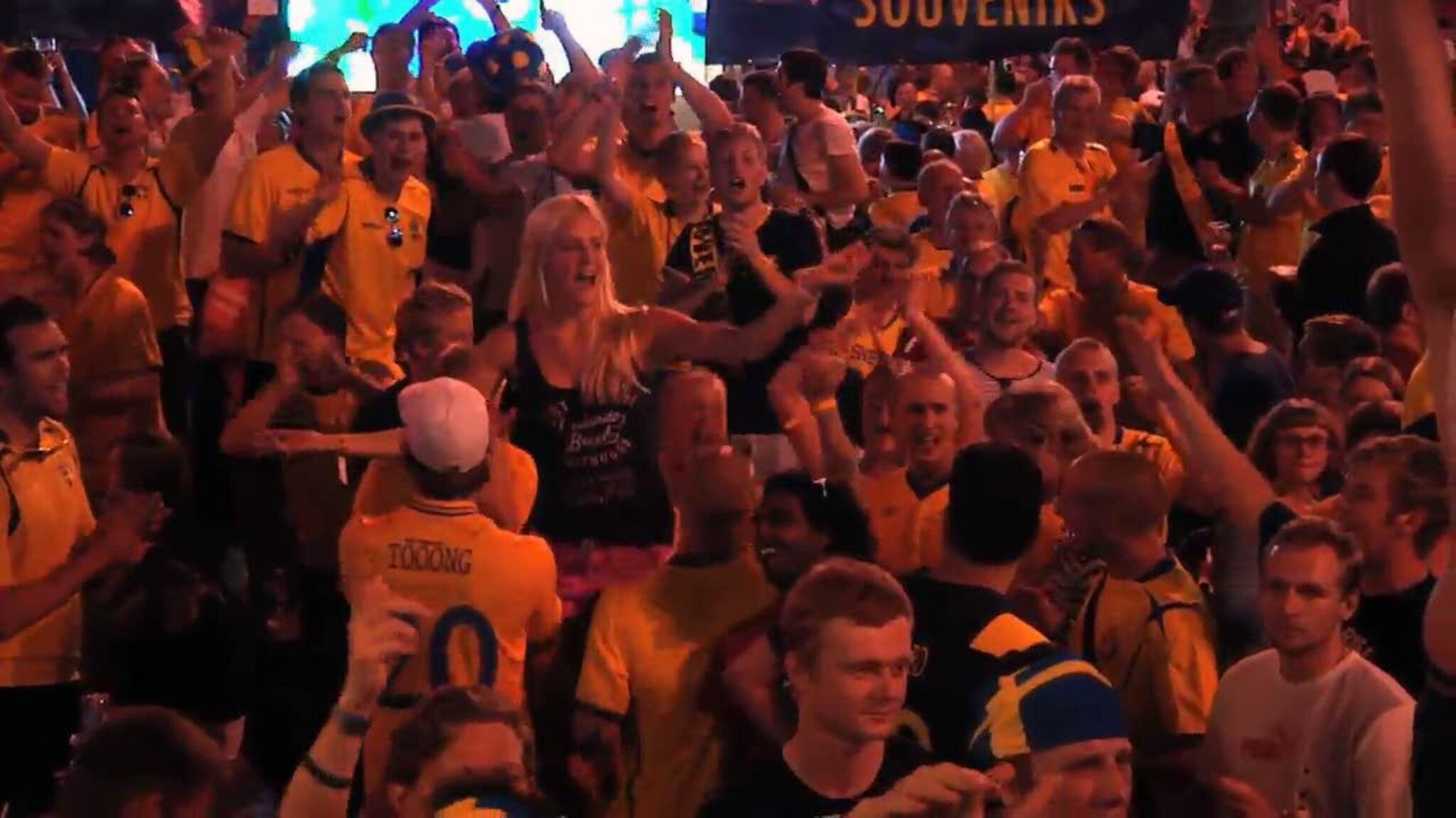 20000 svensker fester i Ukraina