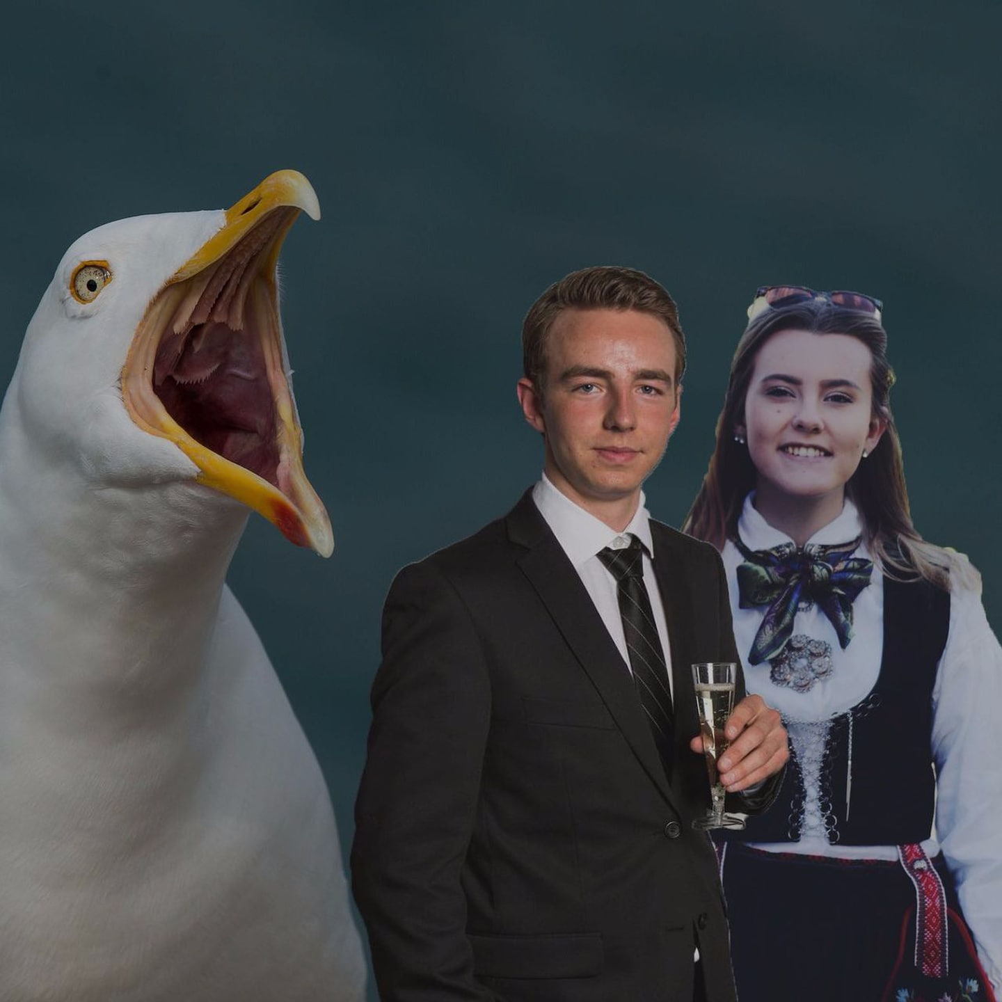 Mågeprat #1: Klein SMS-rulett og åpning av Starbucks