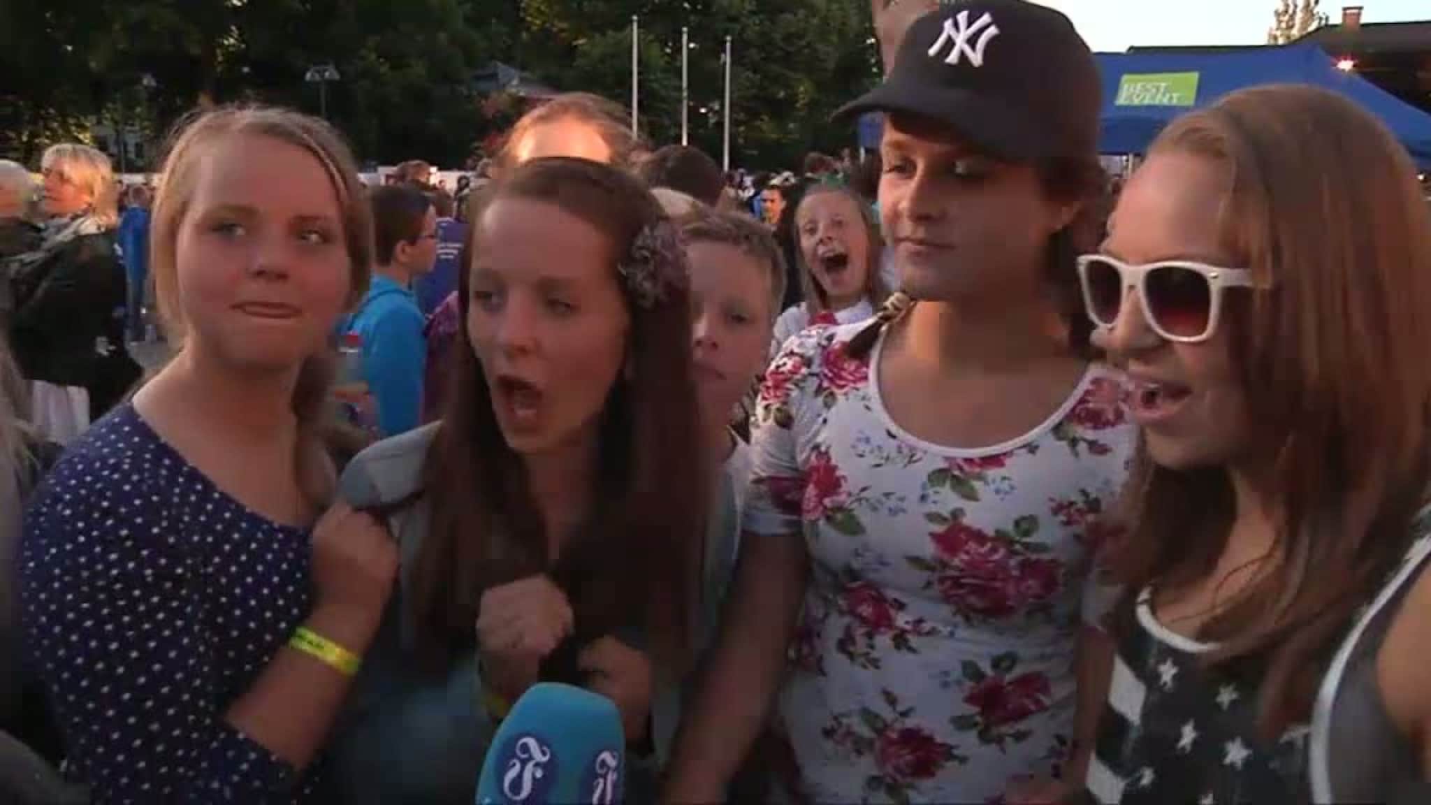 VIDEO: Fotballshow på torvet