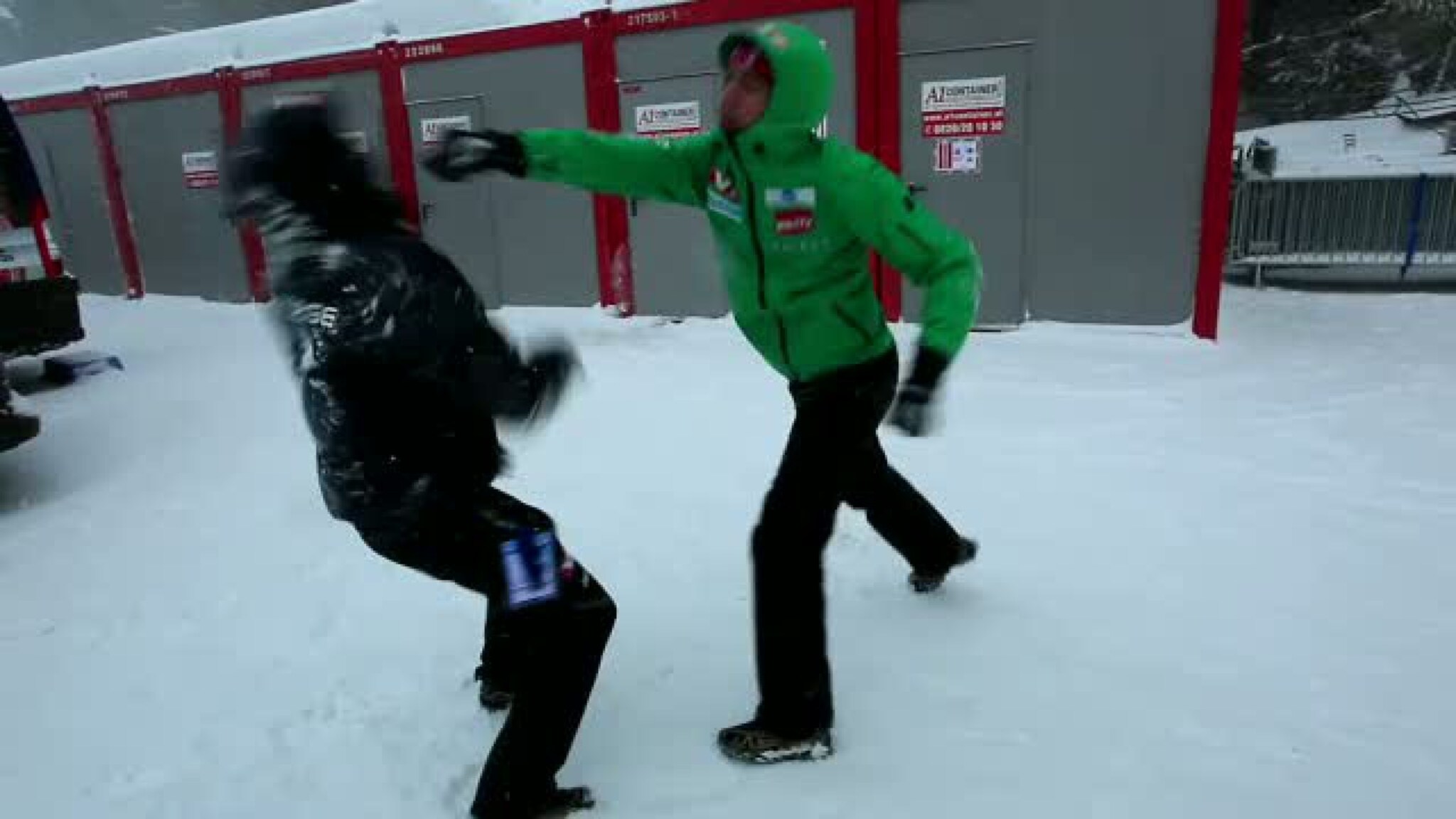 Sjekk hoppguttas karatetriks