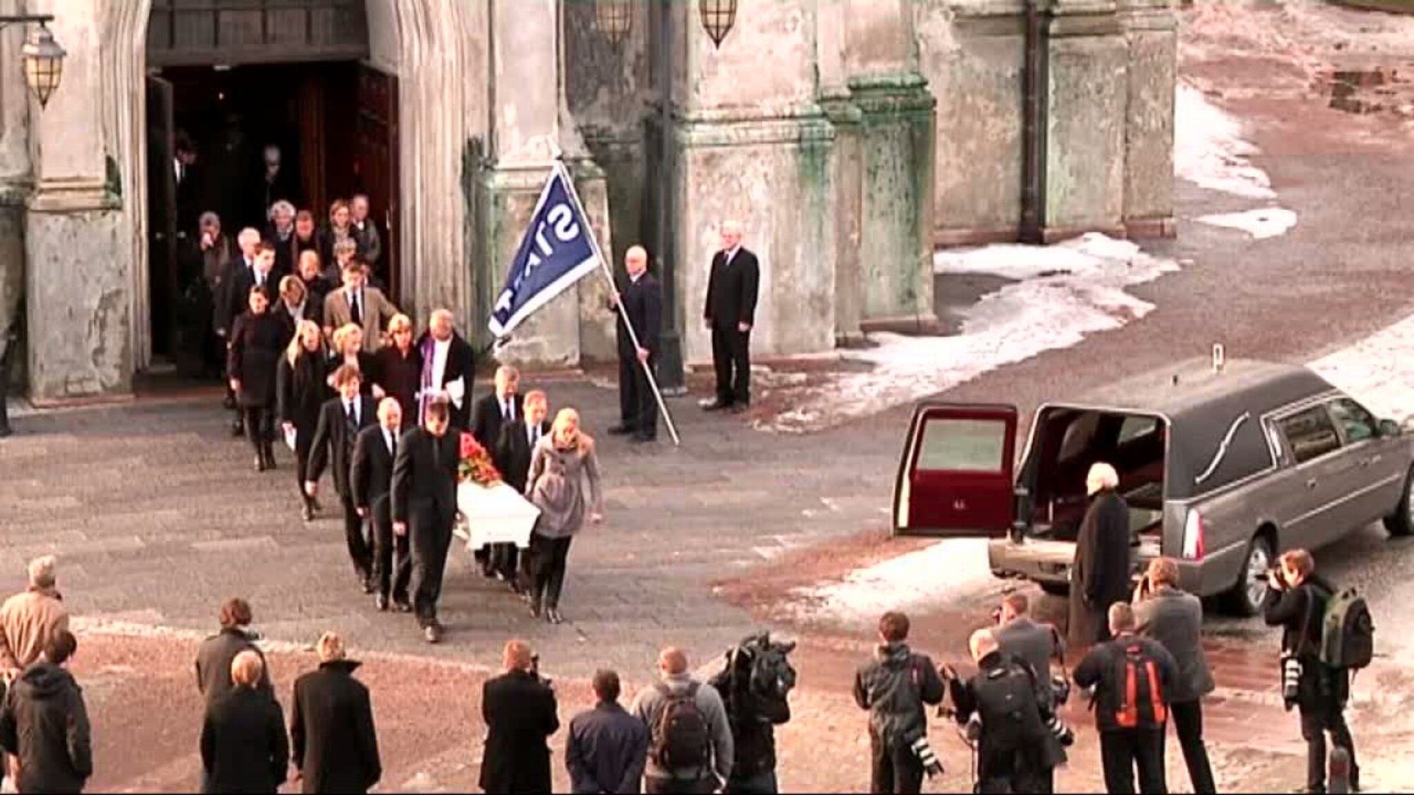 - Sterk, flott og verdig bisettelse