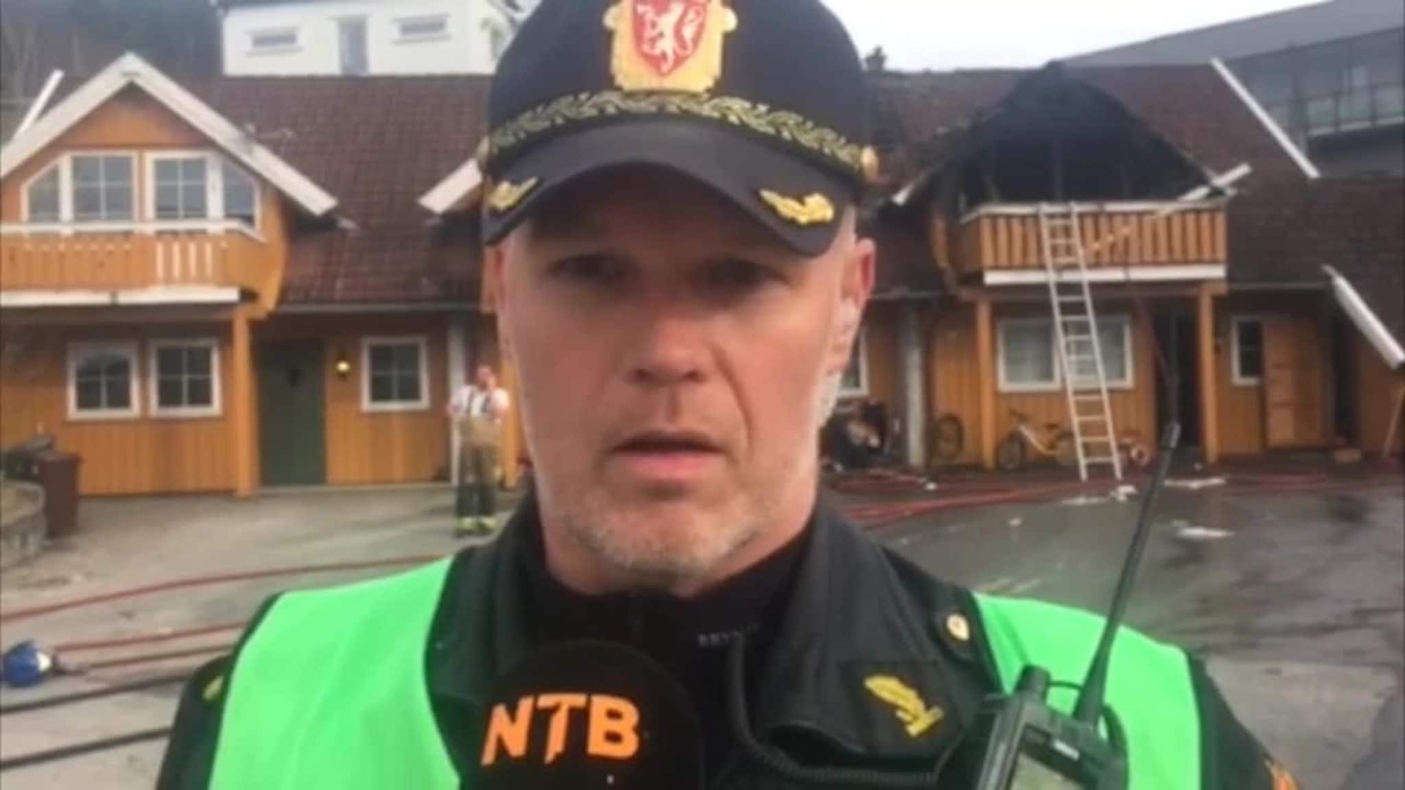 - Sperrer av åstedet til onsdag morgen