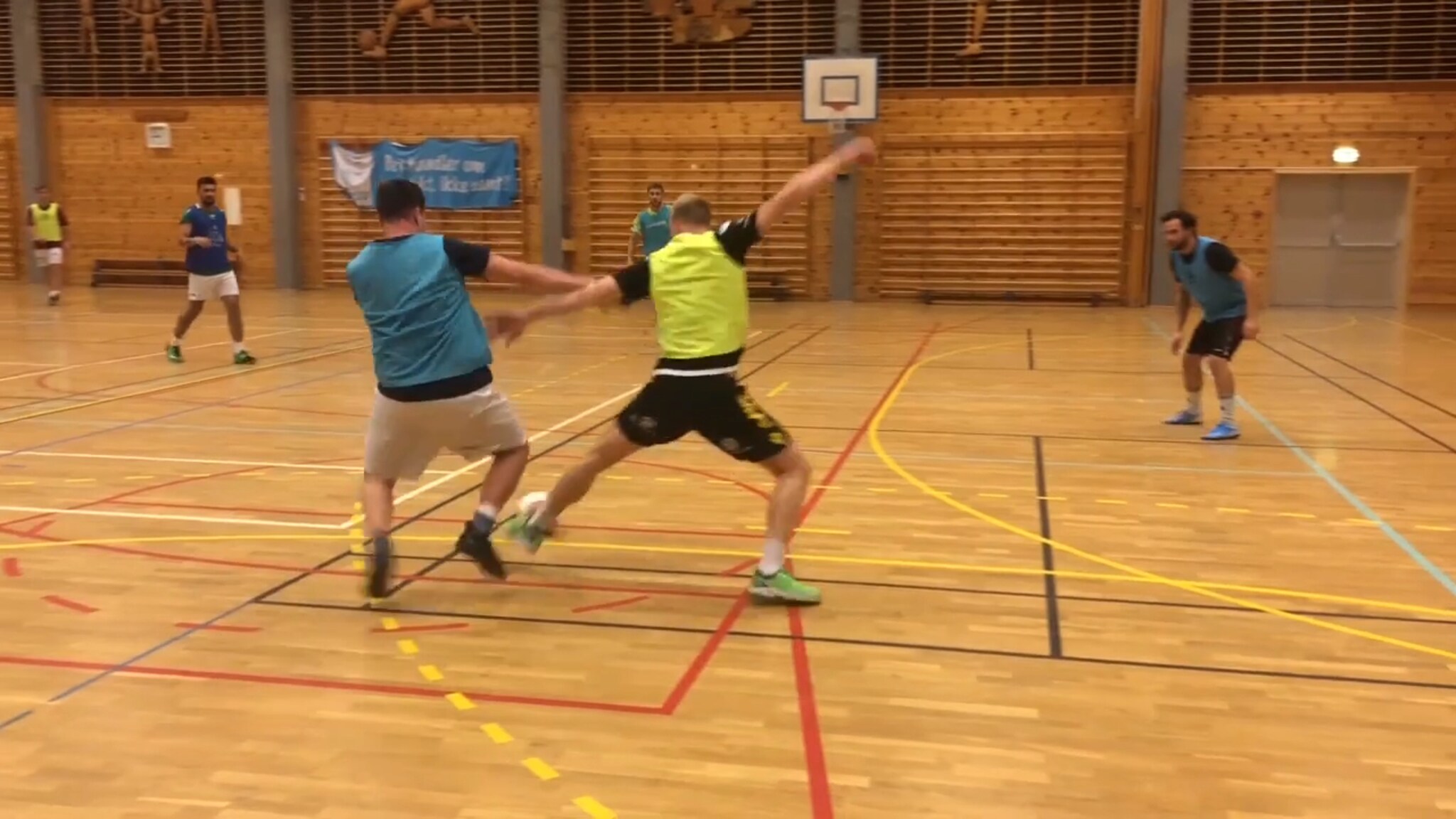 Her trener Ramsland på gamle trakter