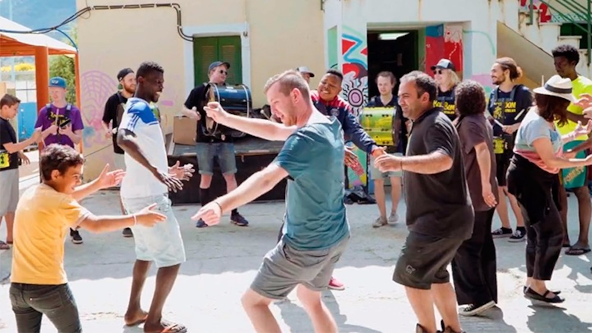 BomBomPatruljen spredde musikkglede på Lesvos