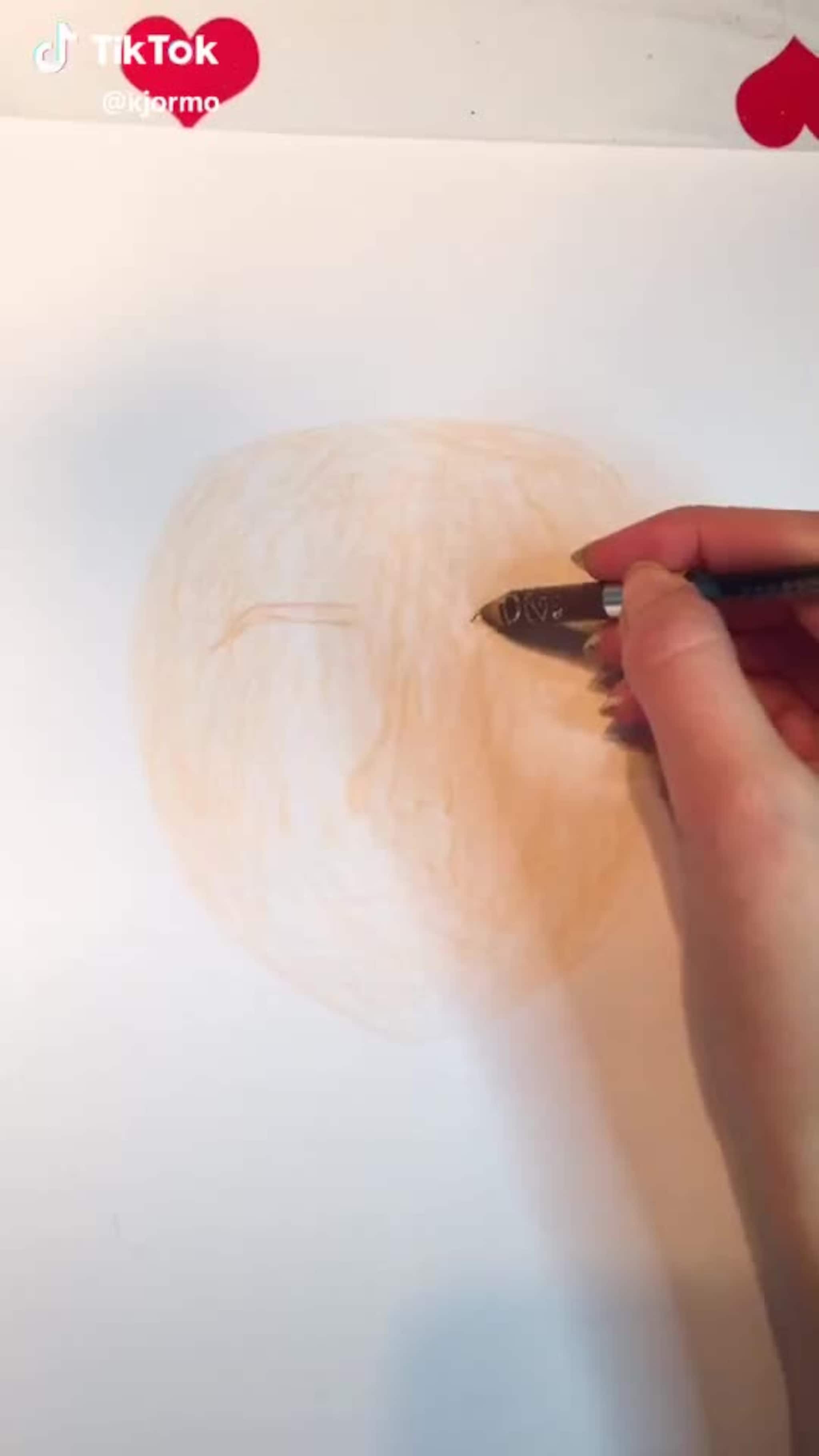 Henriette Kjørmo (22) på video-appen TikTok