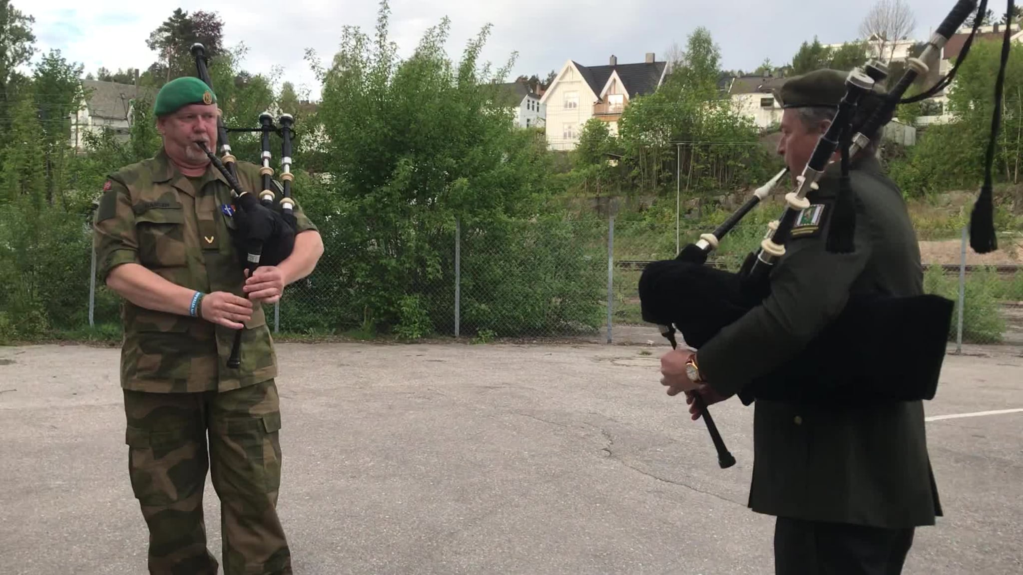 Hør "Amazing Grace" med sekkepipe