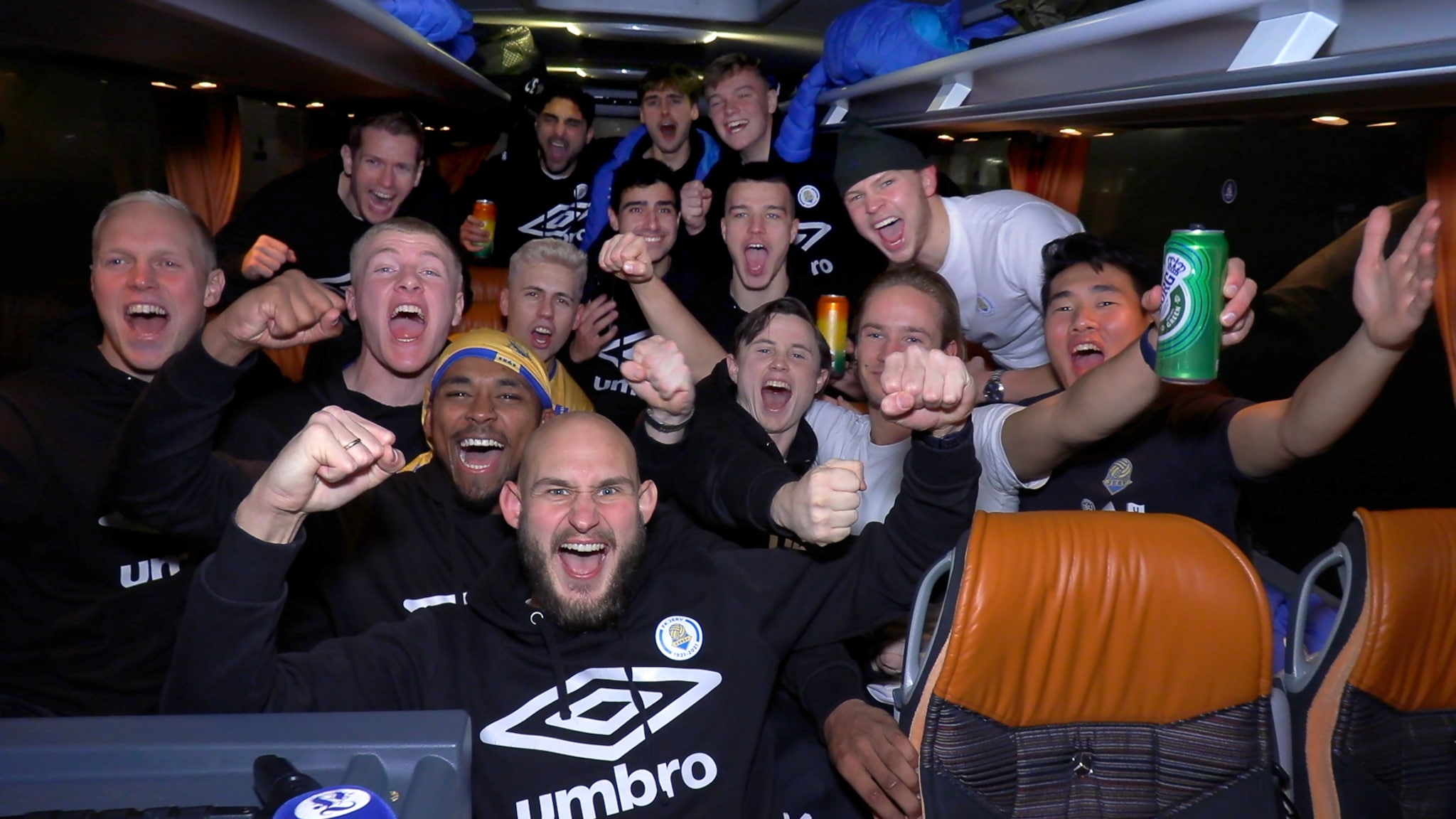 Video: Bli med på Jervs elleville opprykksfest i bussen