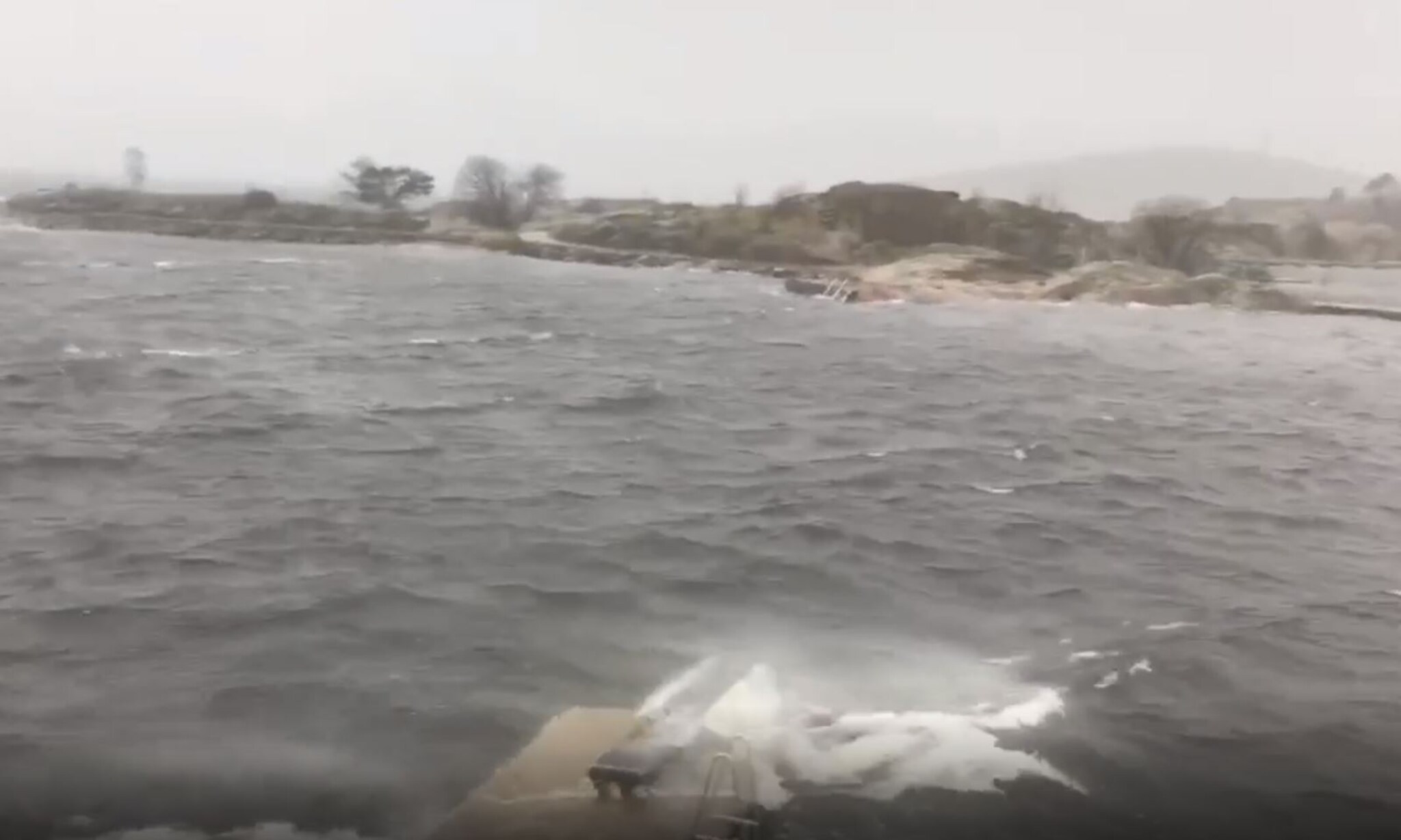 Se hvordan vinden tar i Bertesbukta