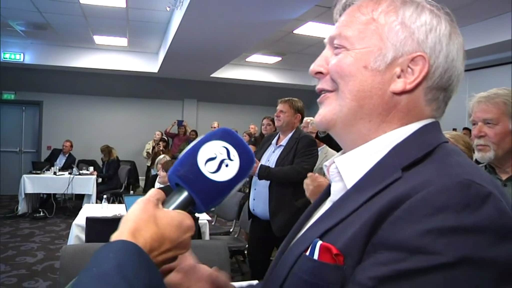 Se Kleppes reaksjon på forhåndsstemmene