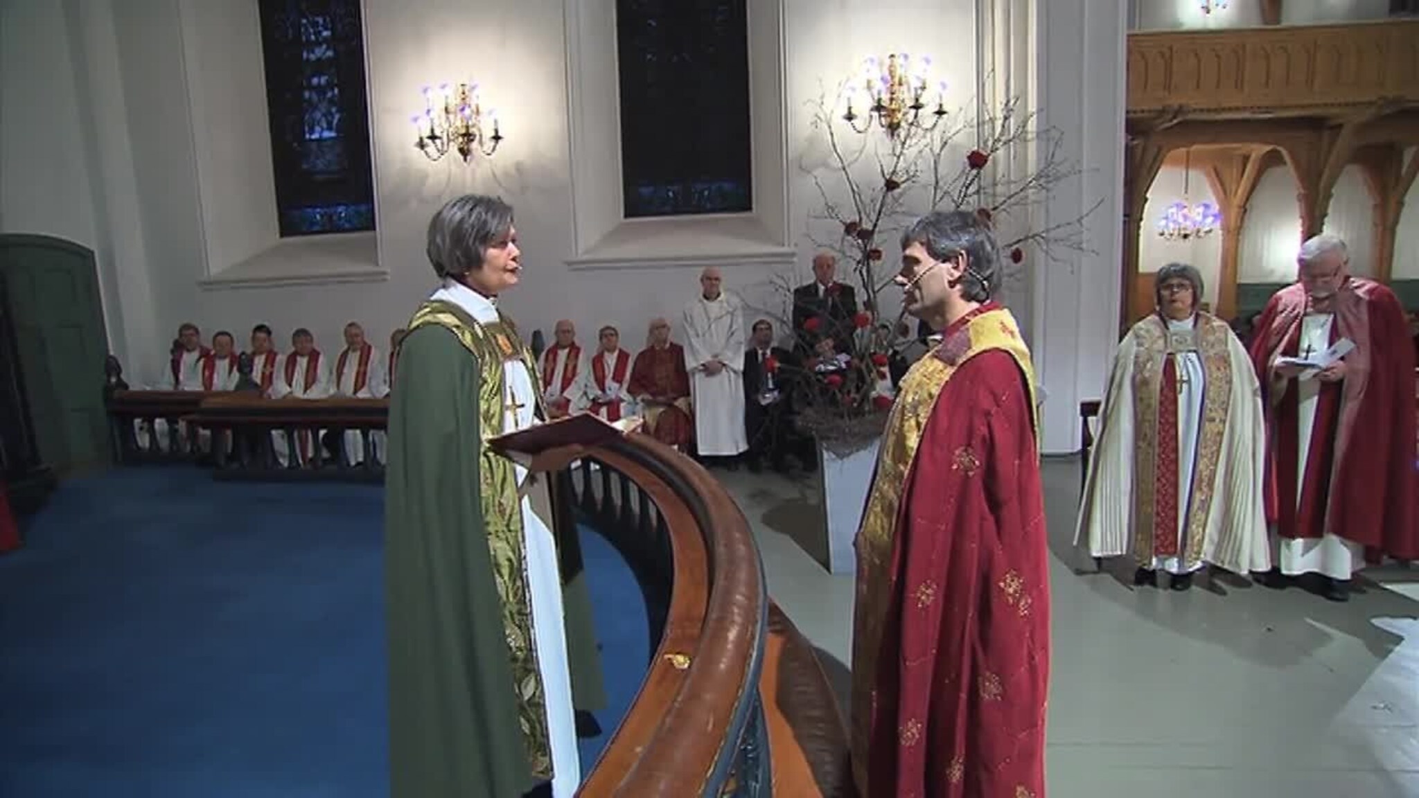 Se Reinertsen bli vigslet til biskop