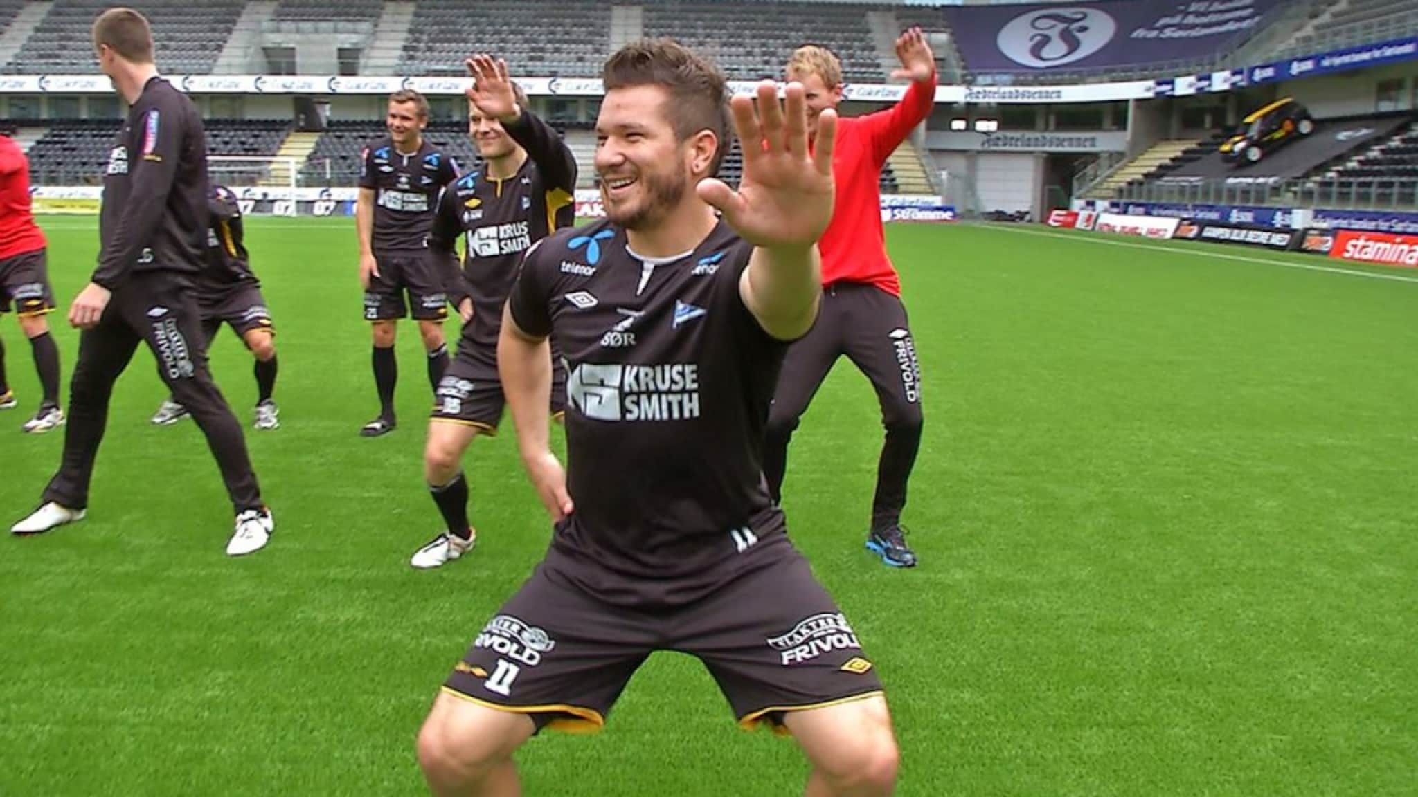 Se Start-spillernes sexy salsadans