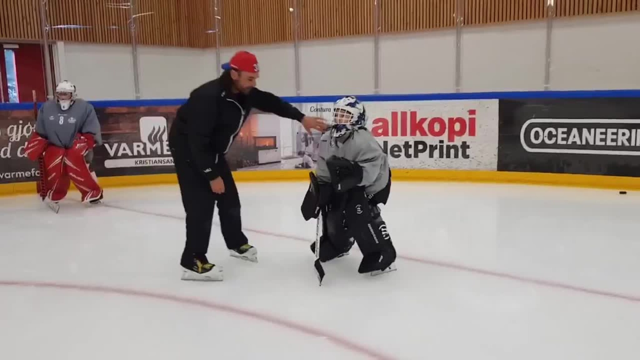 Idda Ishockeyklubb med hockeycamp