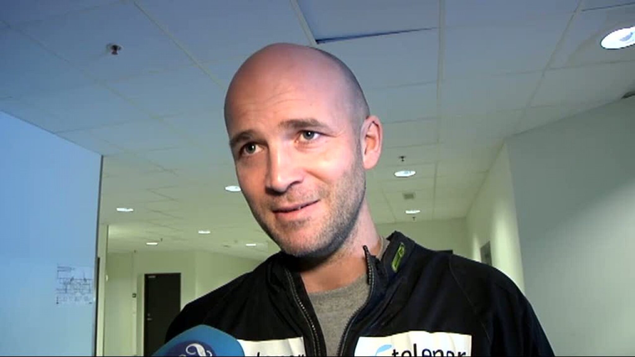 - Spillerne reagert med stillhet