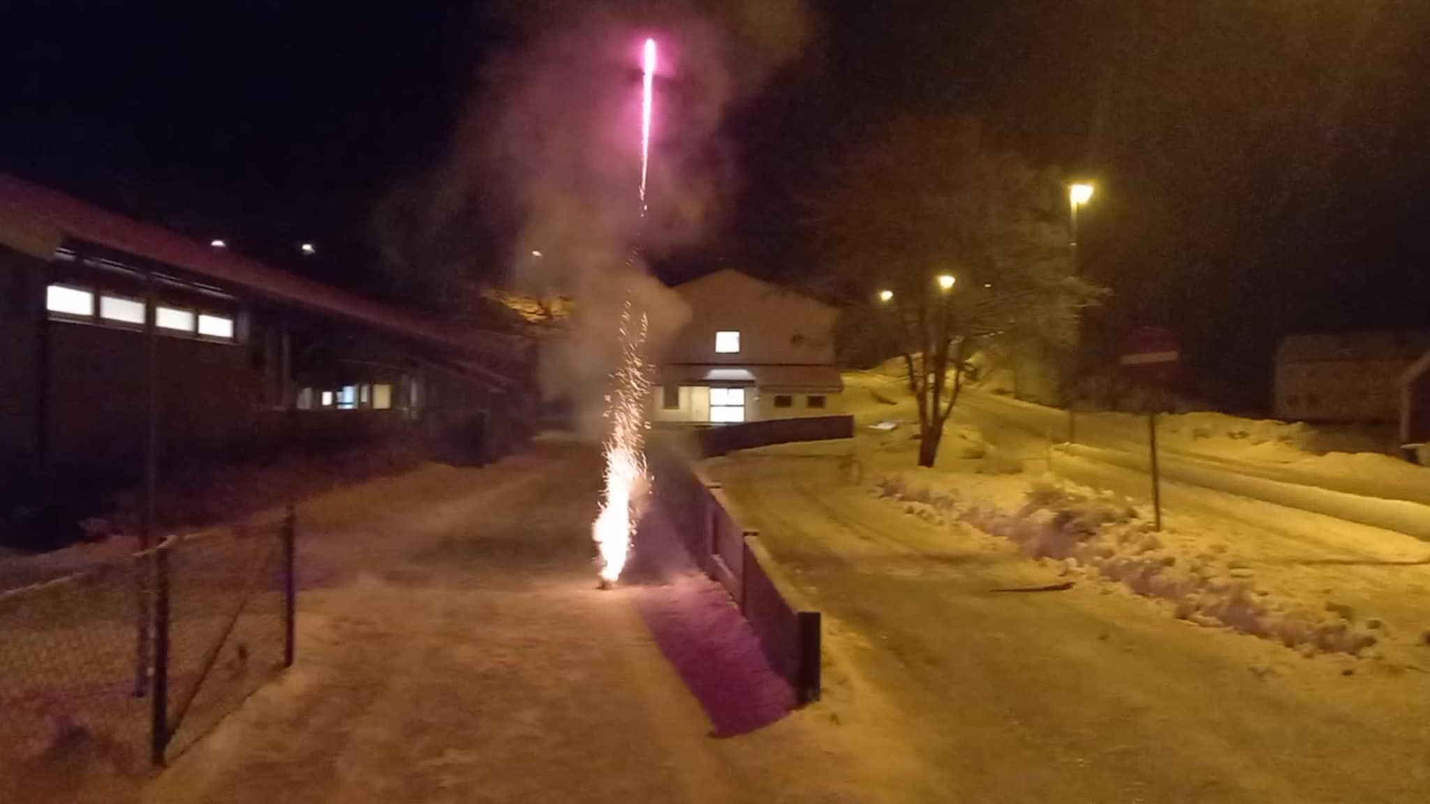 Sender opp fyrverkeri