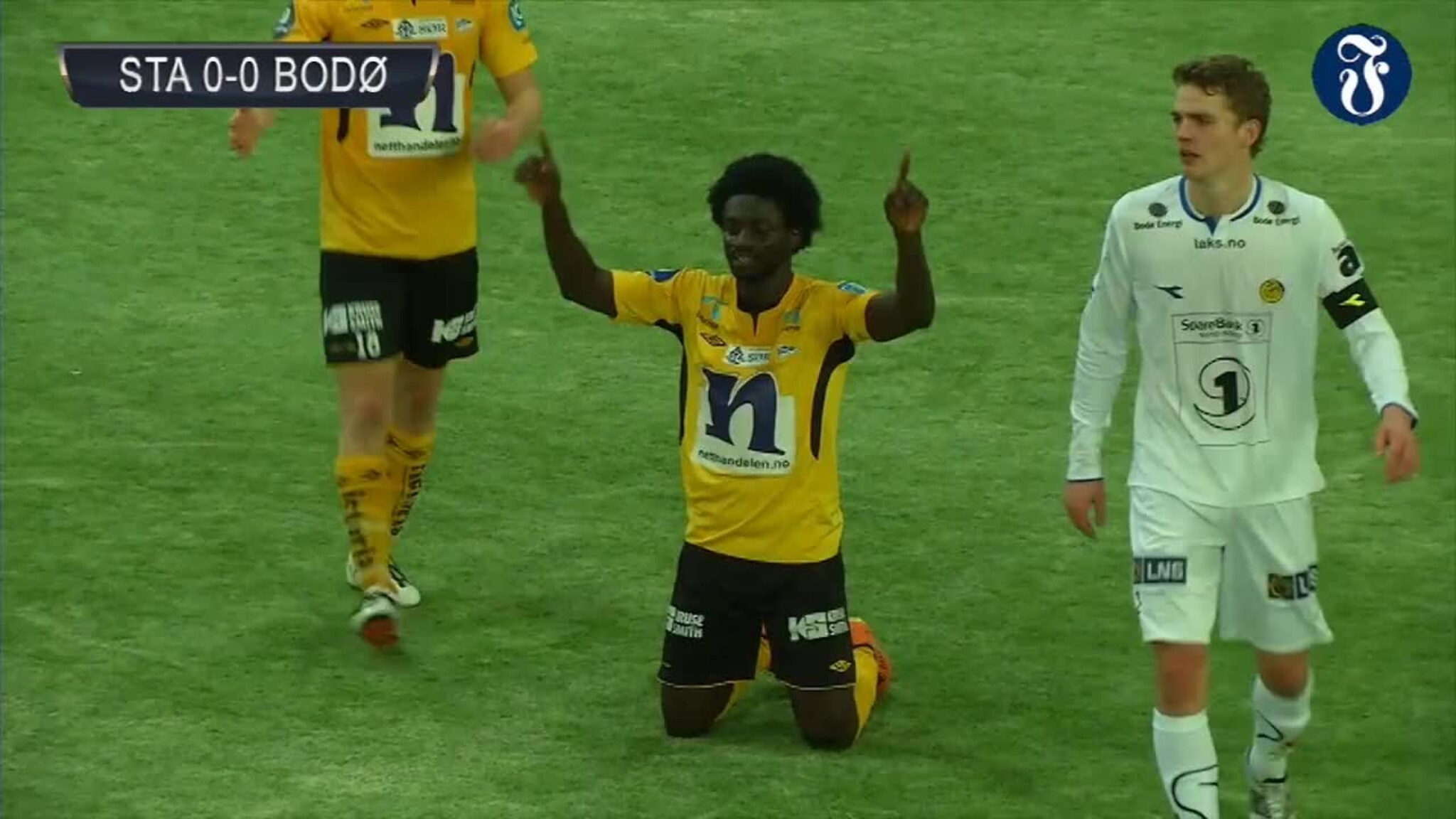 Her sender Asante Start i føringen