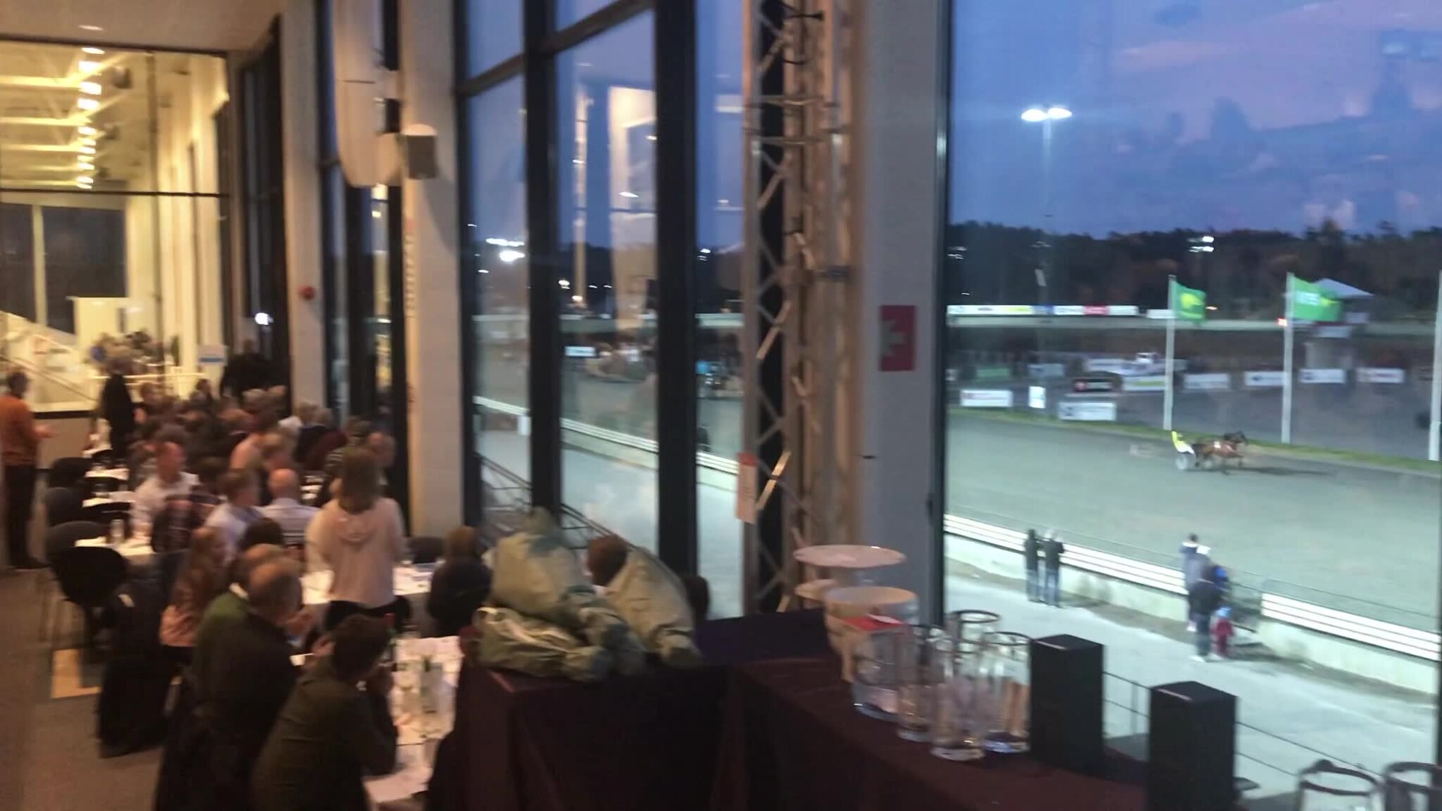 Lesja Odin publikums jubel