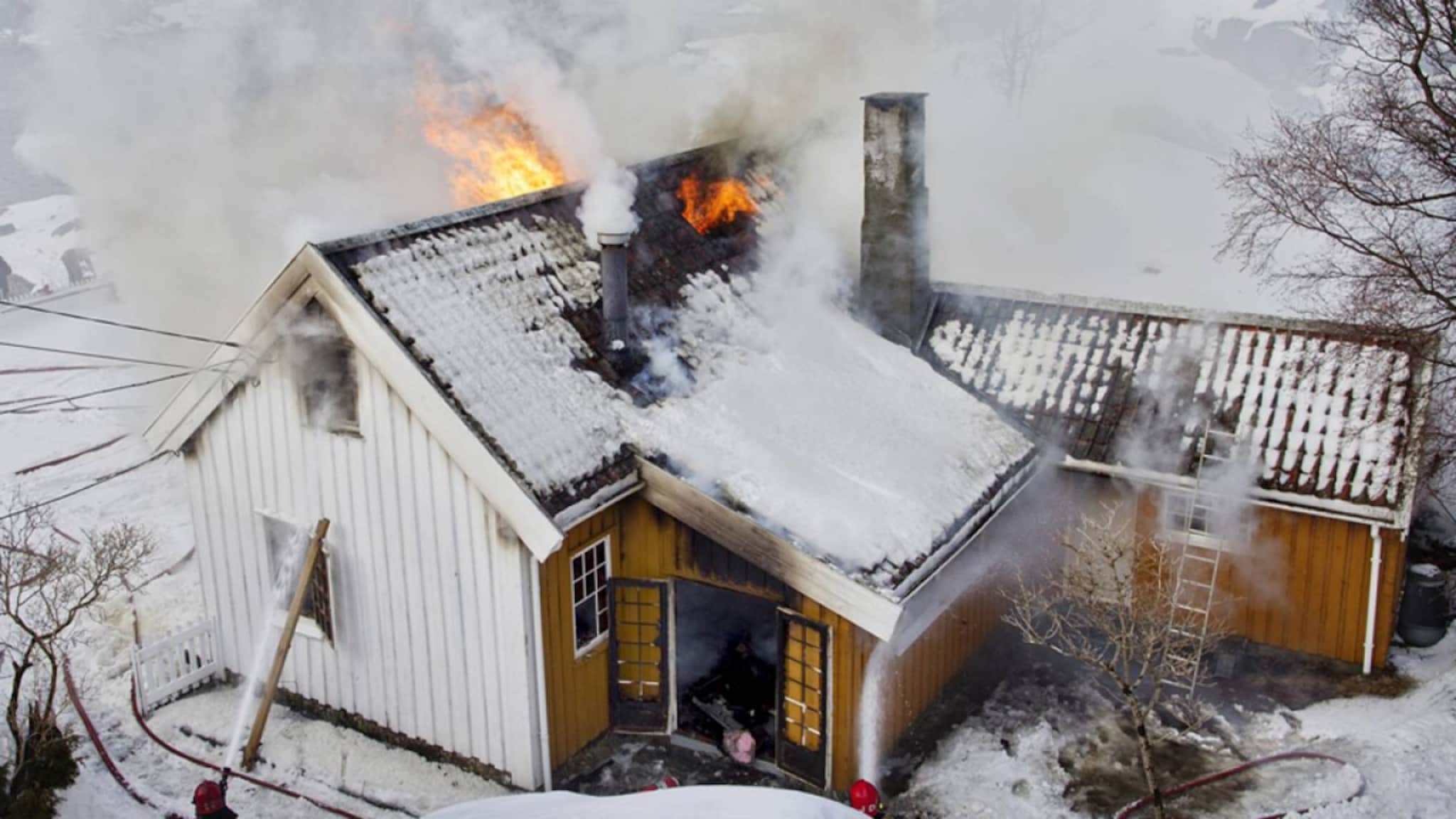 Se video fra brannen i Vilhelm Krags hus