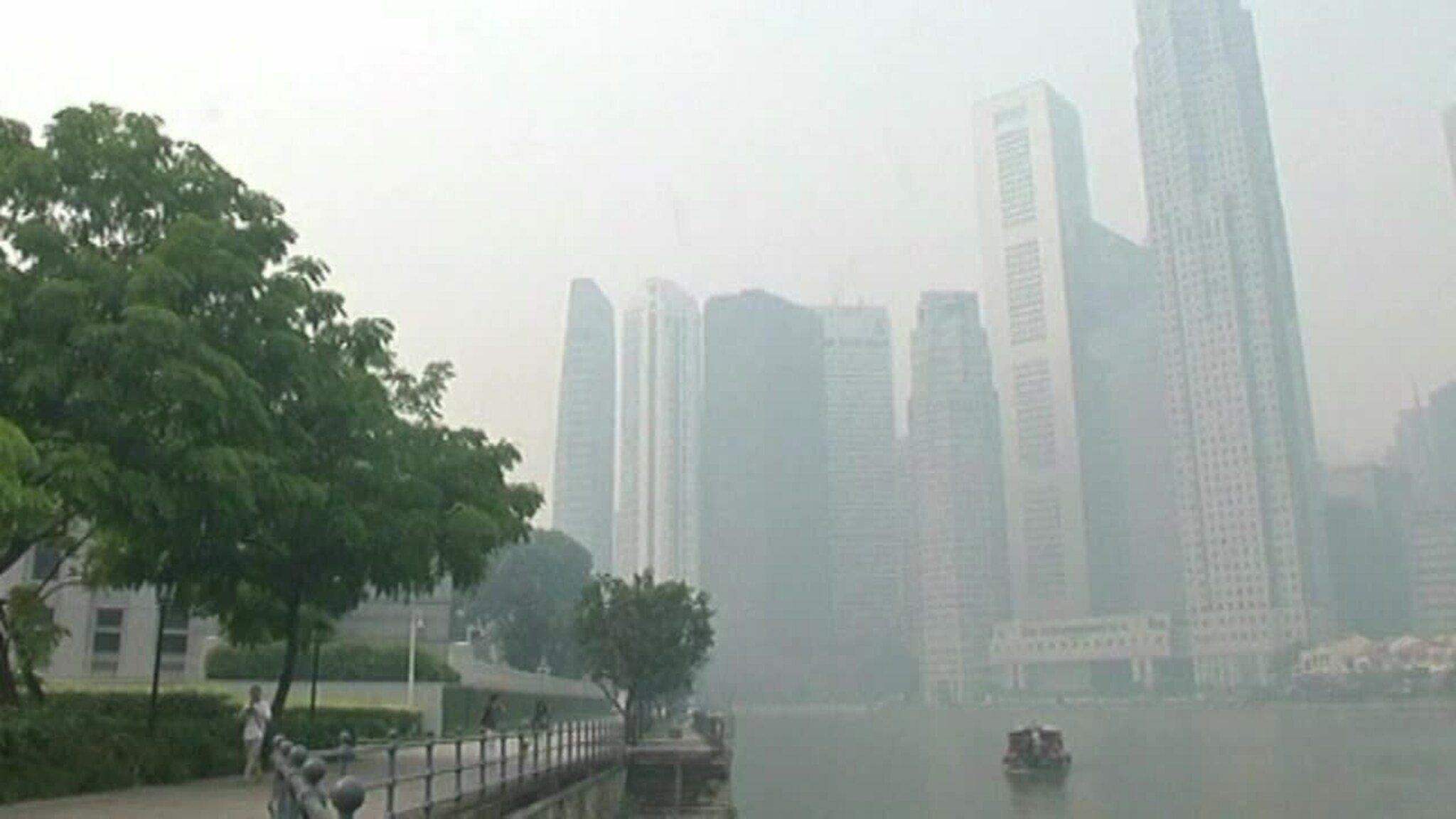 Rekordhøy luftforurensning i Singapore