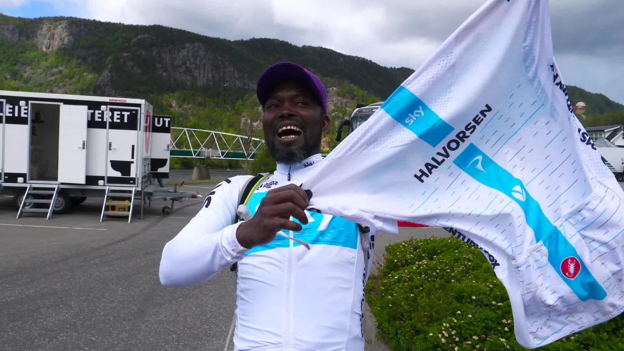 - Jeg elsker Kristoffer Halvorsen!