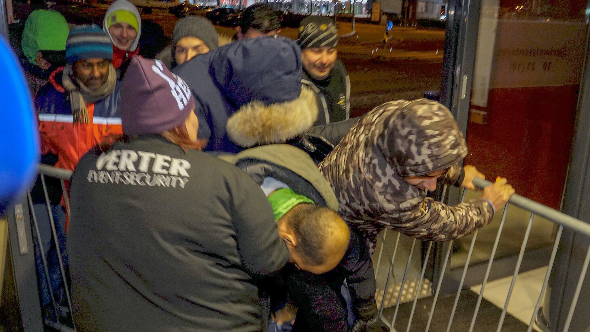 VIDEO: Her trenger folk seg inn på Sørlandssenteret