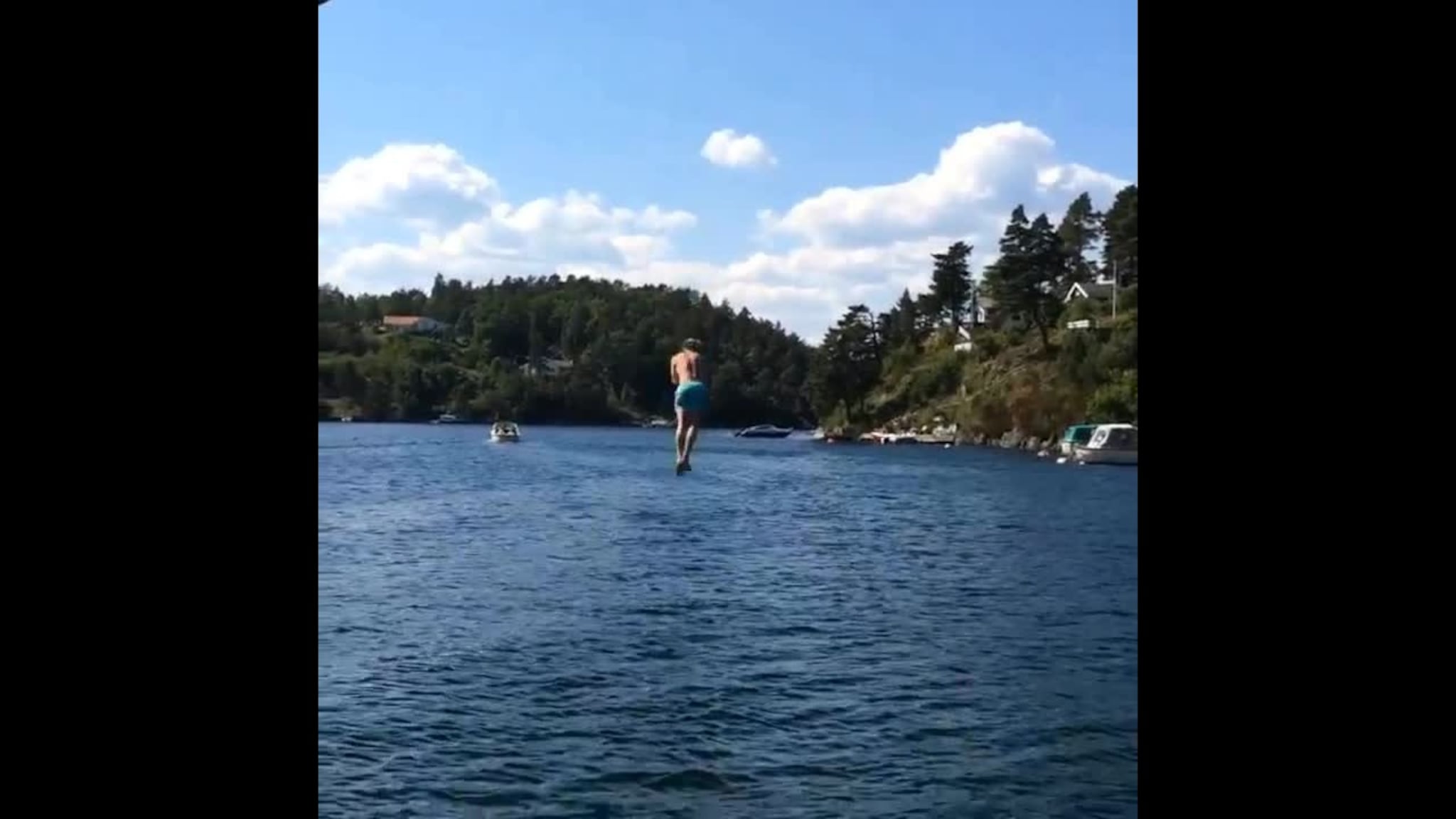Sjekk saltoen fra Høvåg bru