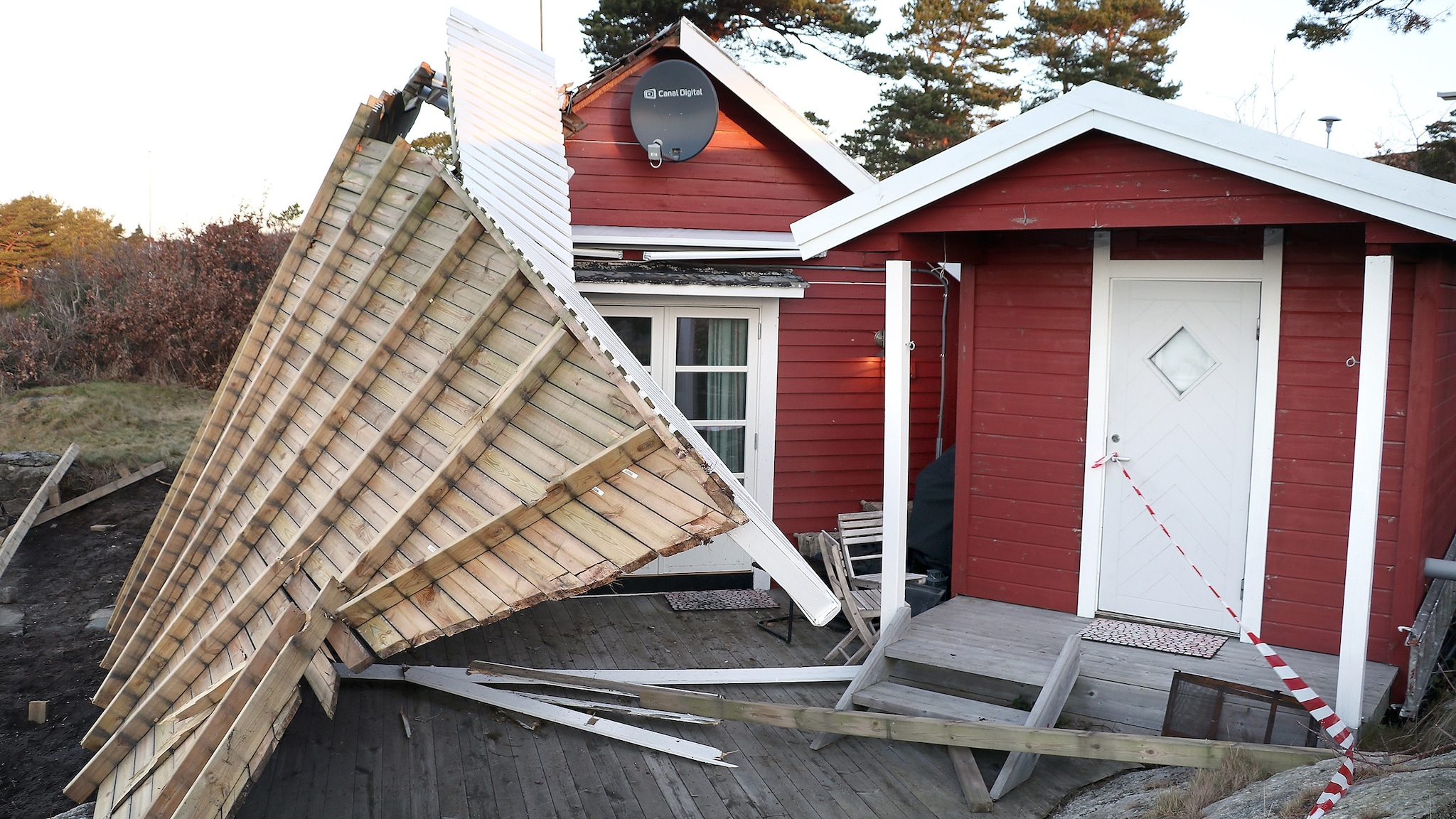 Se ødeleggelsene etter stormen Urd
