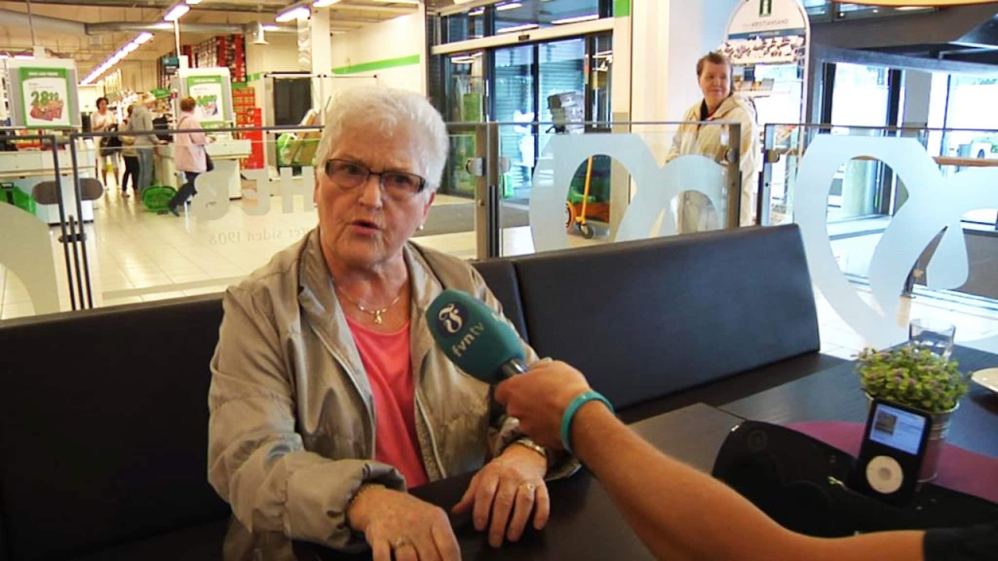 - Honningbarna er gubber som gauler