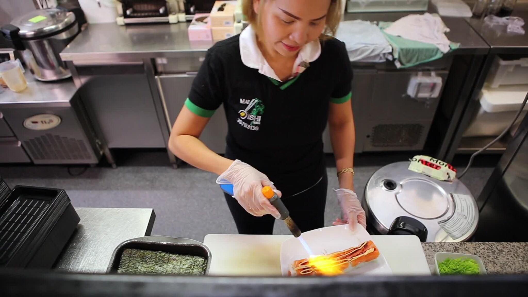 sushi2.mp4