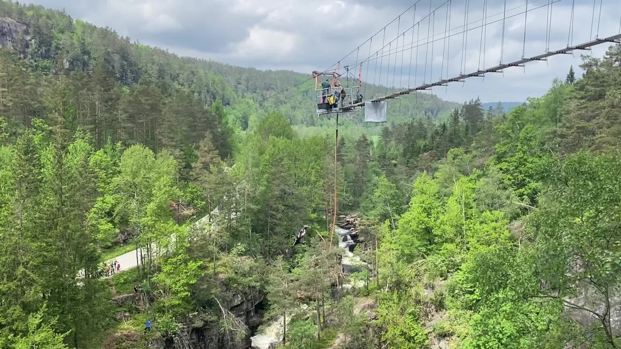 Tobias Ferner strikkhopp Juvet Bungy