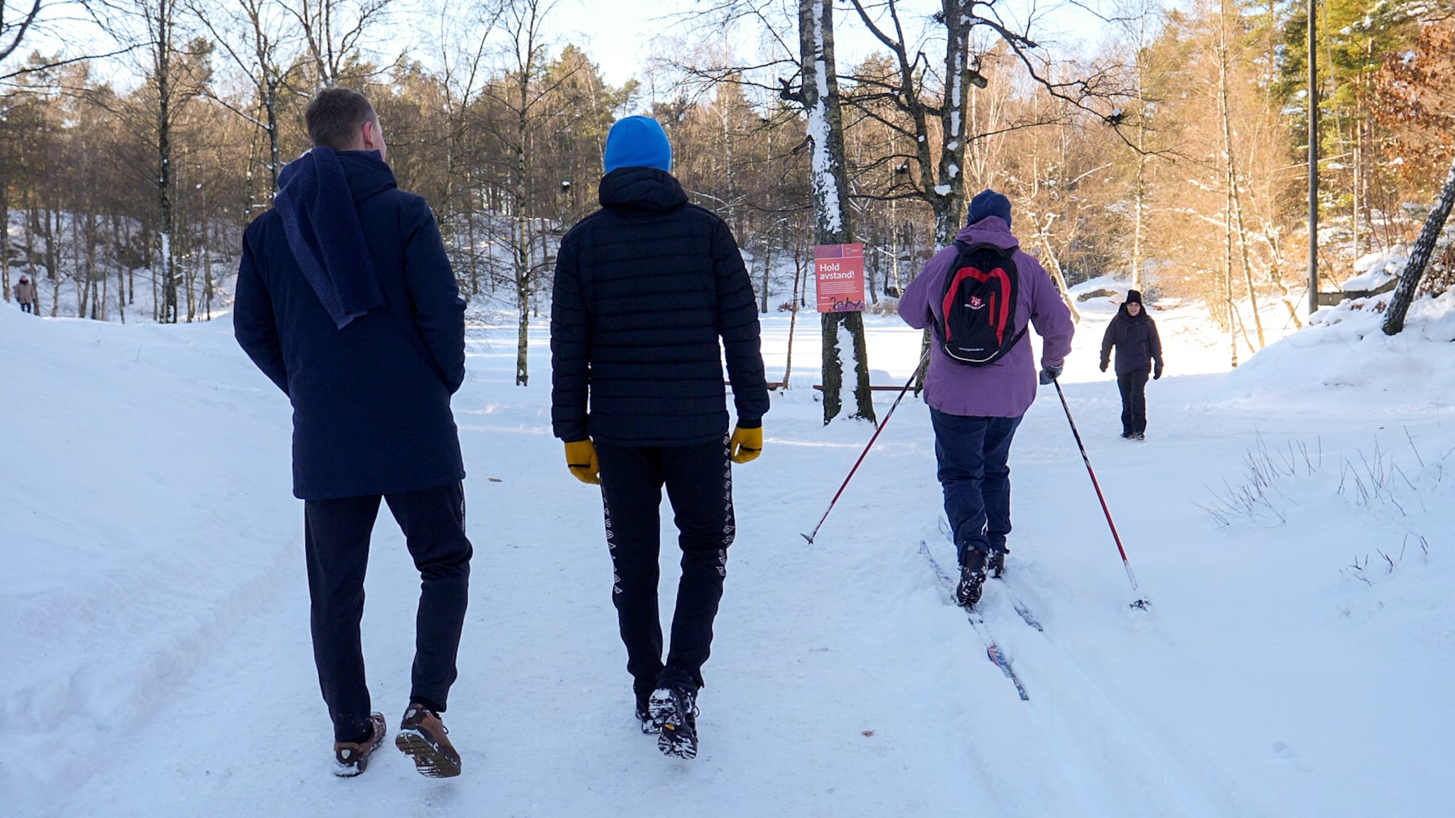 VIDEO: - Folk som går på beina, kan holde seg unna skiløypa når det er snø