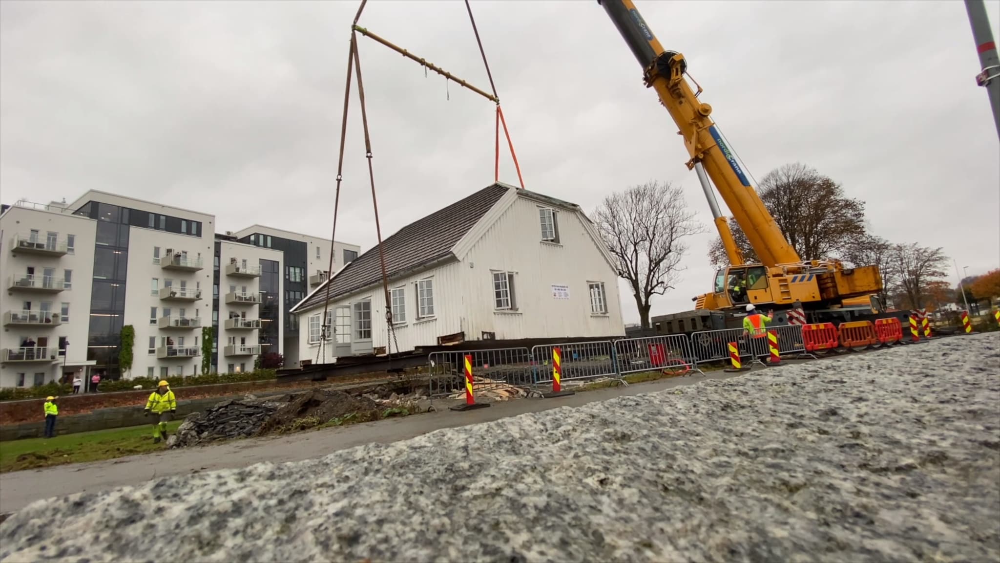 Se husflyttingen på 15 sekunder
