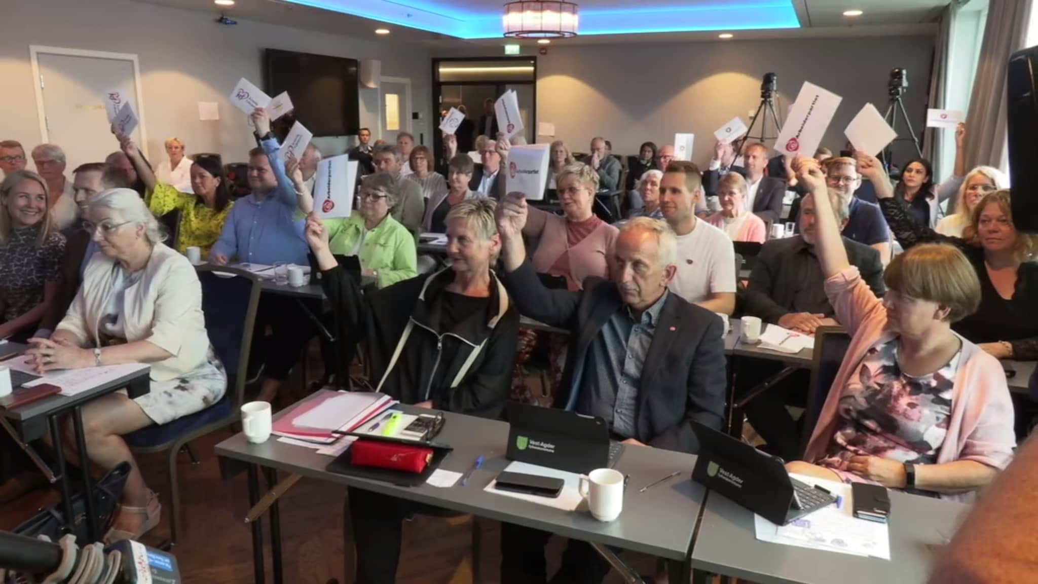 Se opptak av Kunstsilo-debatten i fylkestinget