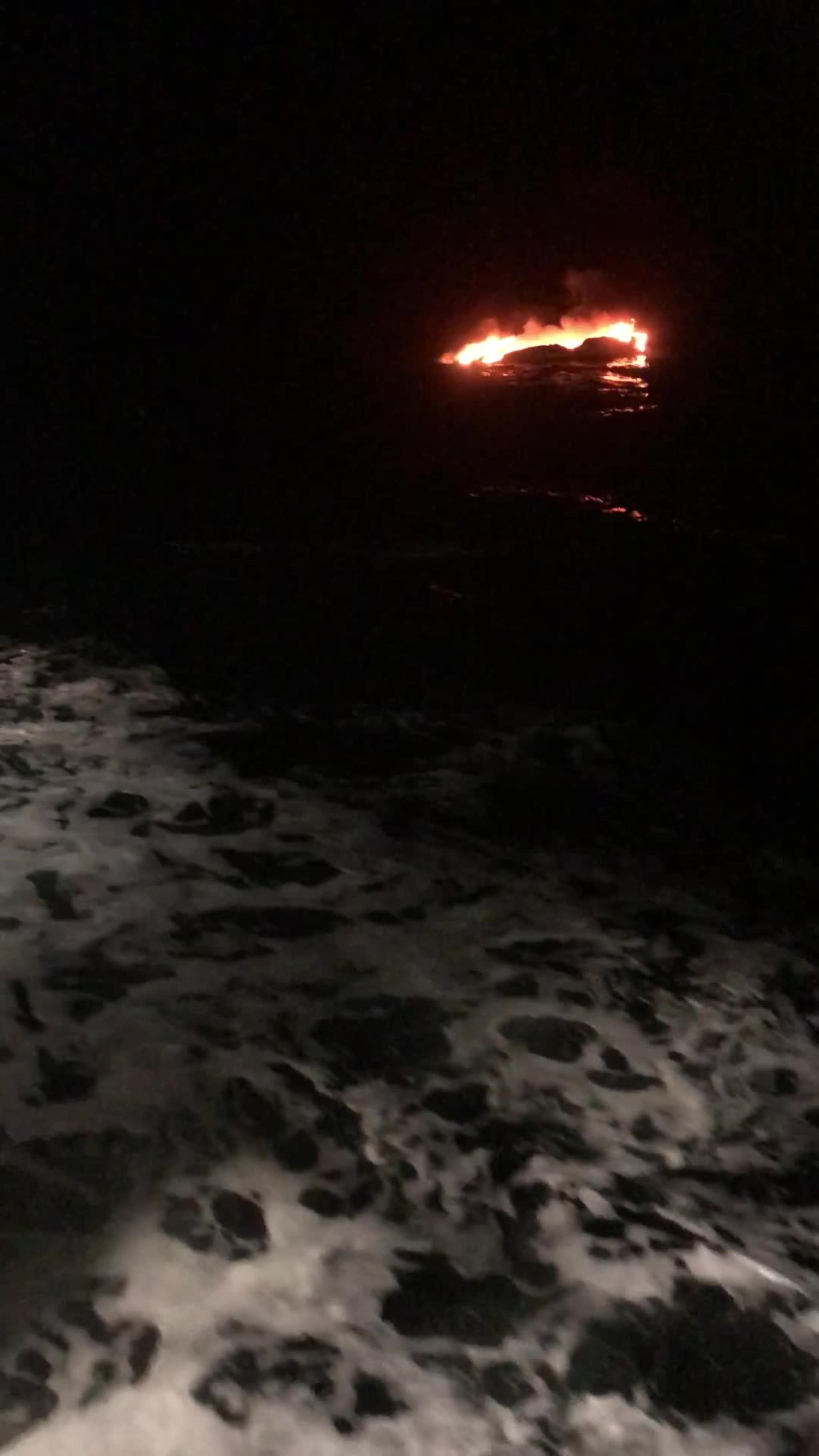 Seilbåt totalskadet i brann