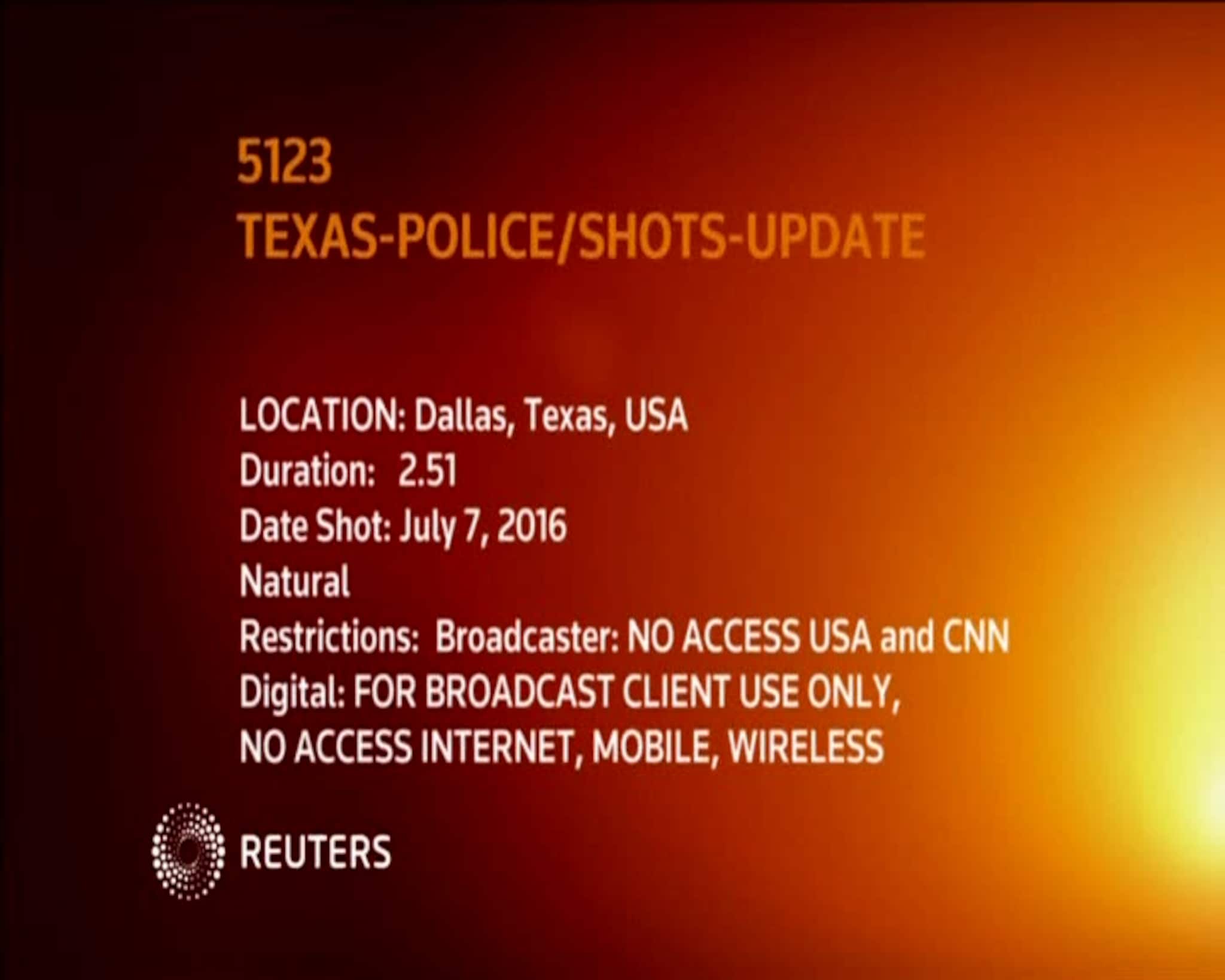 Ti politifolk skutt i Dallas