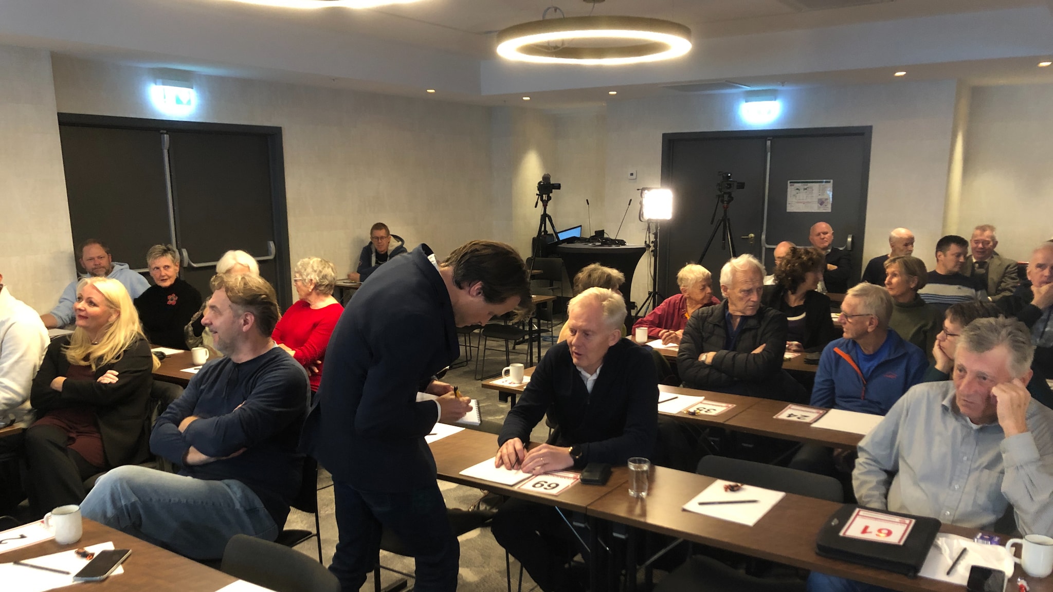 Mette Gundersen fra  AP-møte om løsrivelse