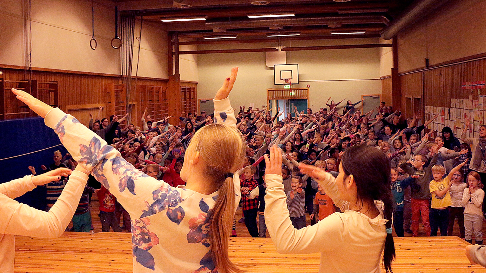 Se BlimE-dansen fra Solholmen skole