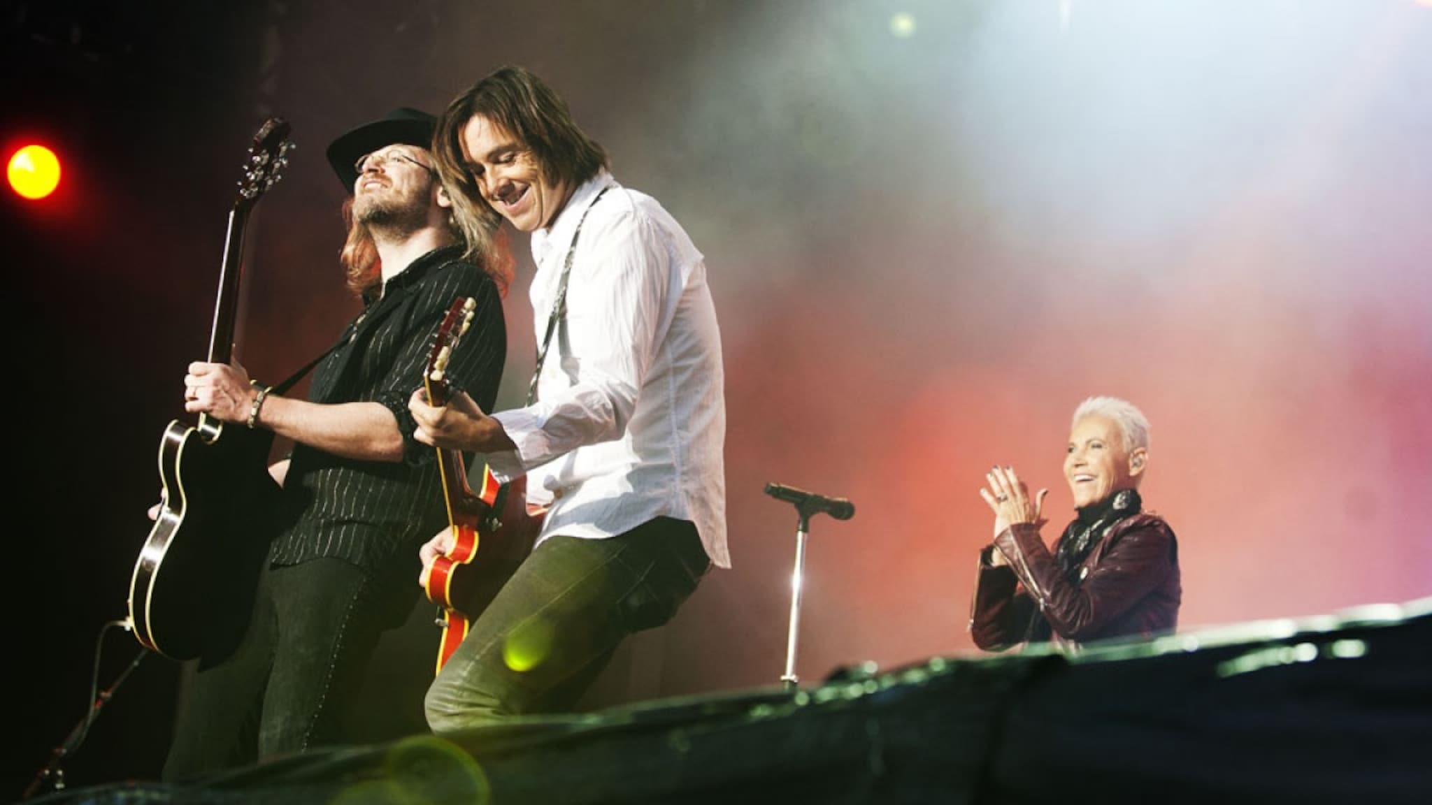 8000 festet sammen med Roxette