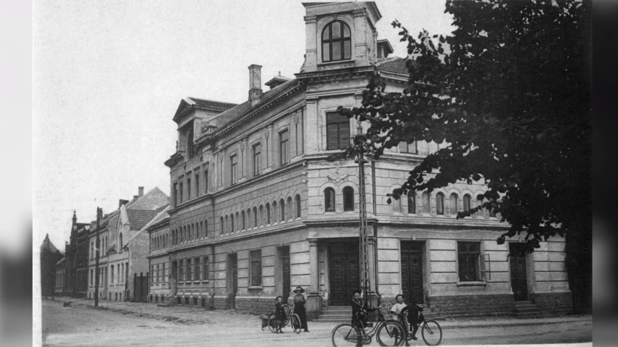 Podkast Gatelangs #12: Teateret - hele historien