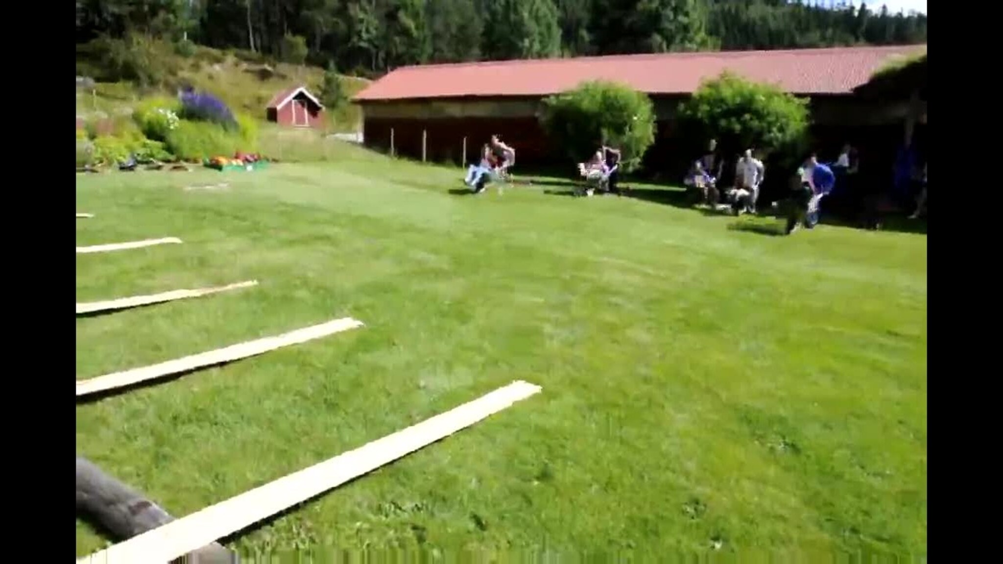 Røyland Gård trillebår