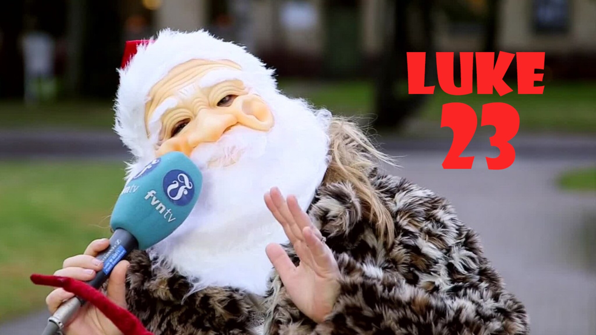 Luke 23: Hvem er den syngende julenissen?