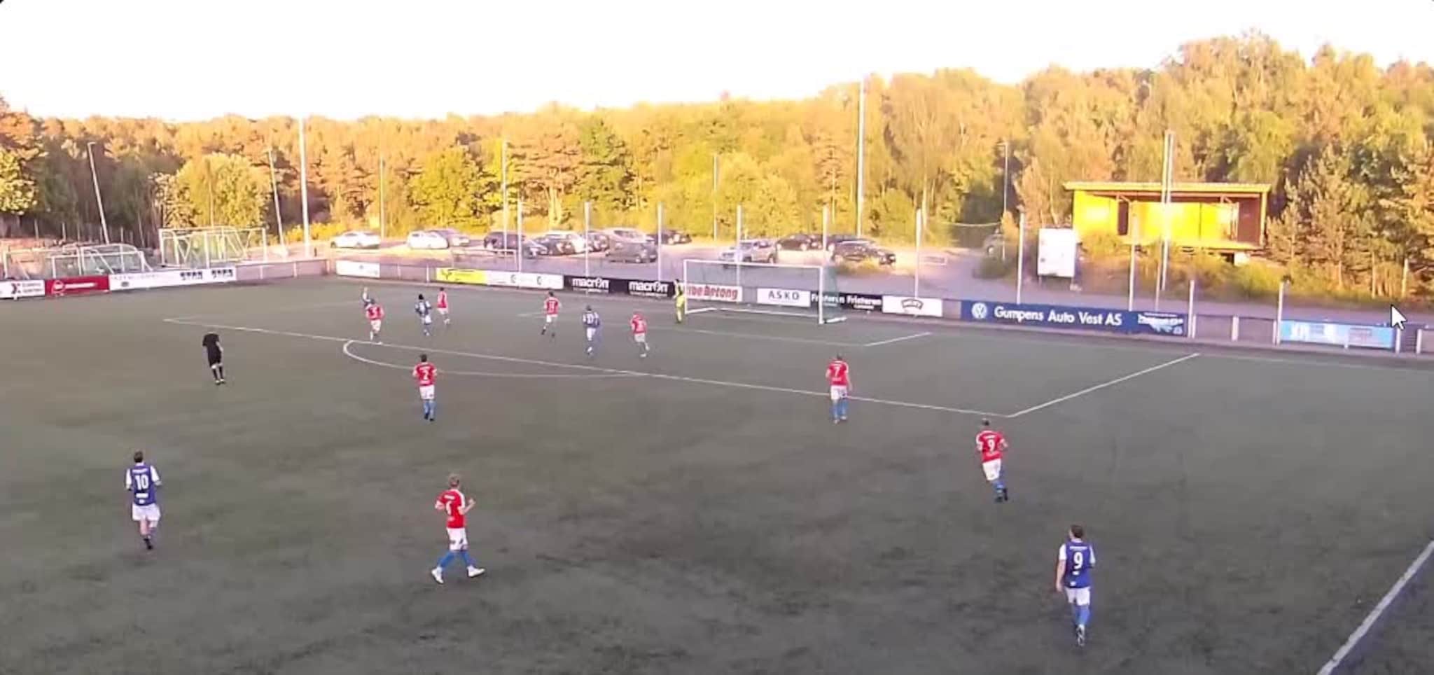 Aksel Kloster med dribleraid før Fredrik Lien-scoring