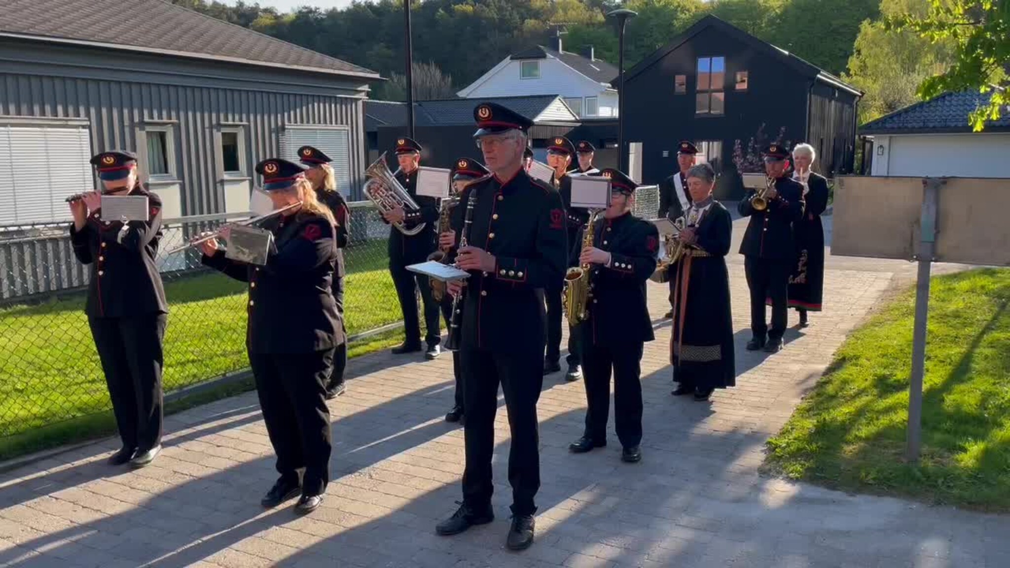 Revelje på Grimtunet med Ynglingeforeningens Musikkorps