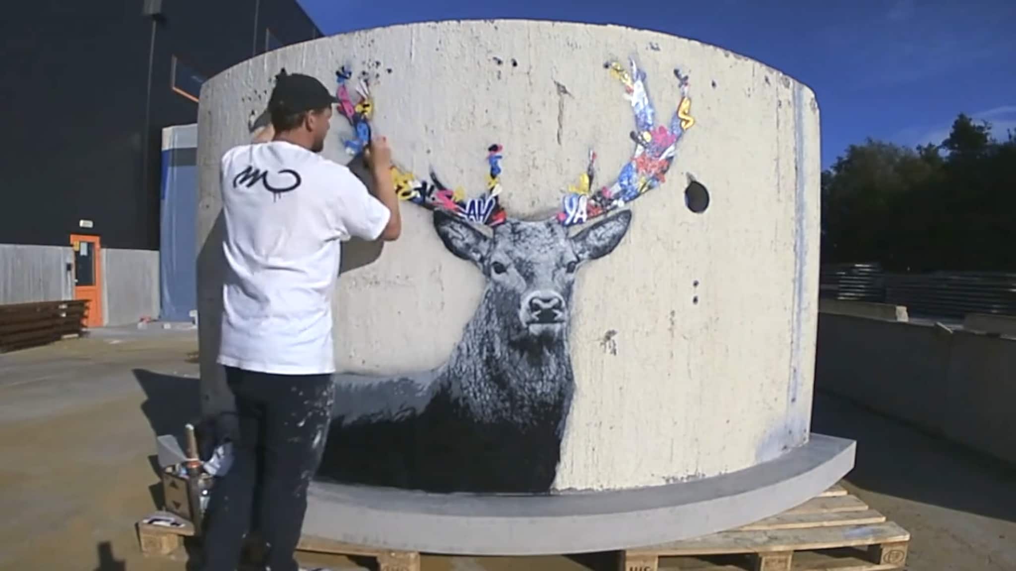 VIDEO: Se Whatson lage "The Stag" på 50 sekunder