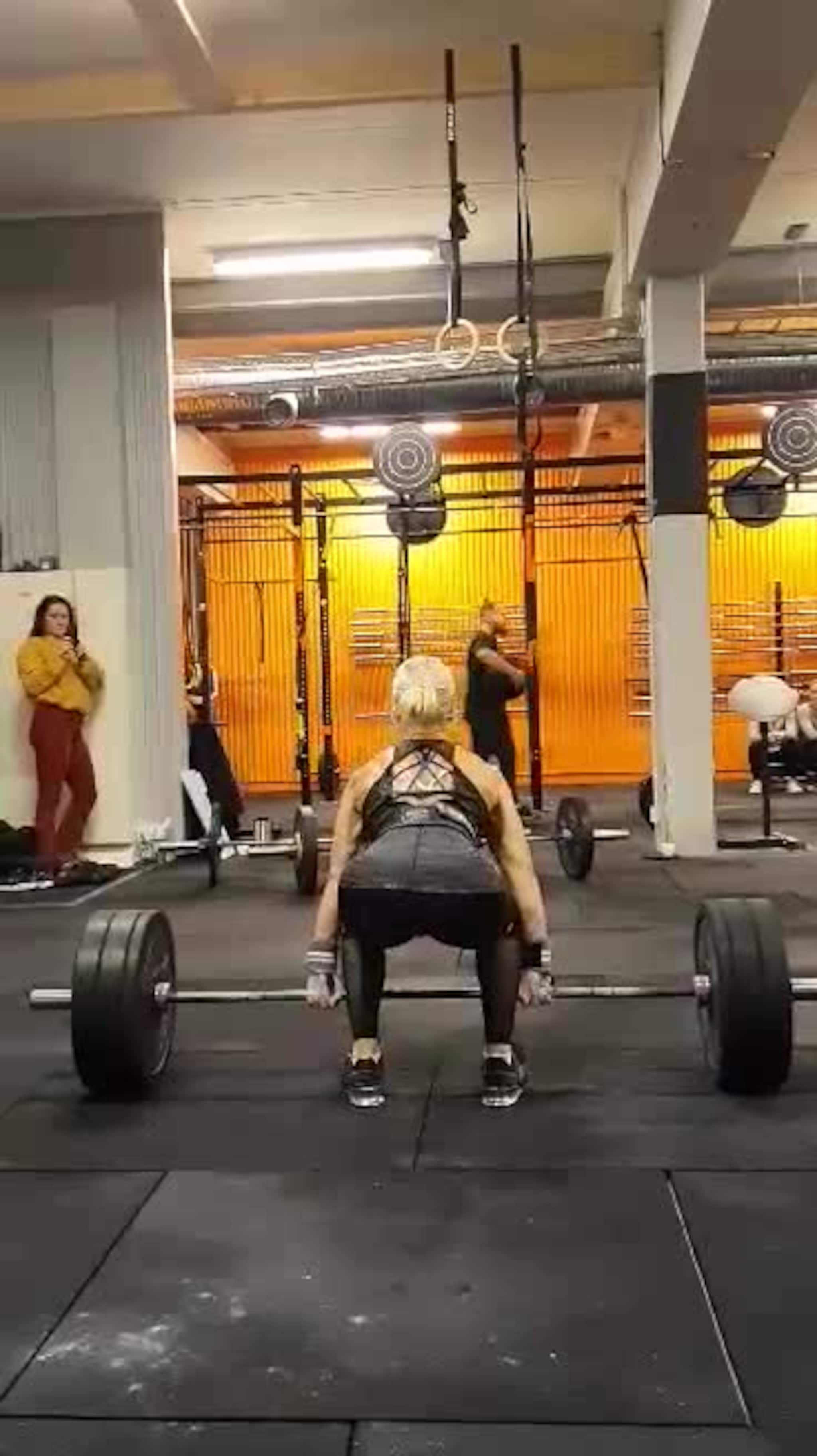 Janne Naomi Rørvik trener 2