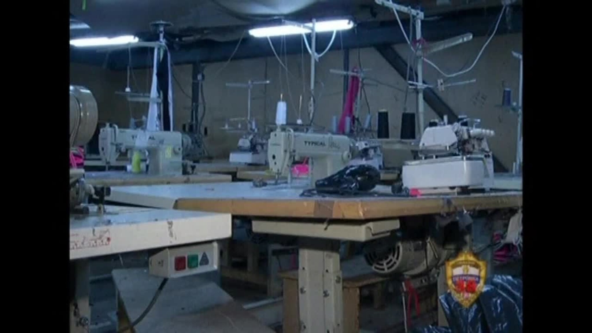 Politiet fant et helt samfunn gjemt under jorda